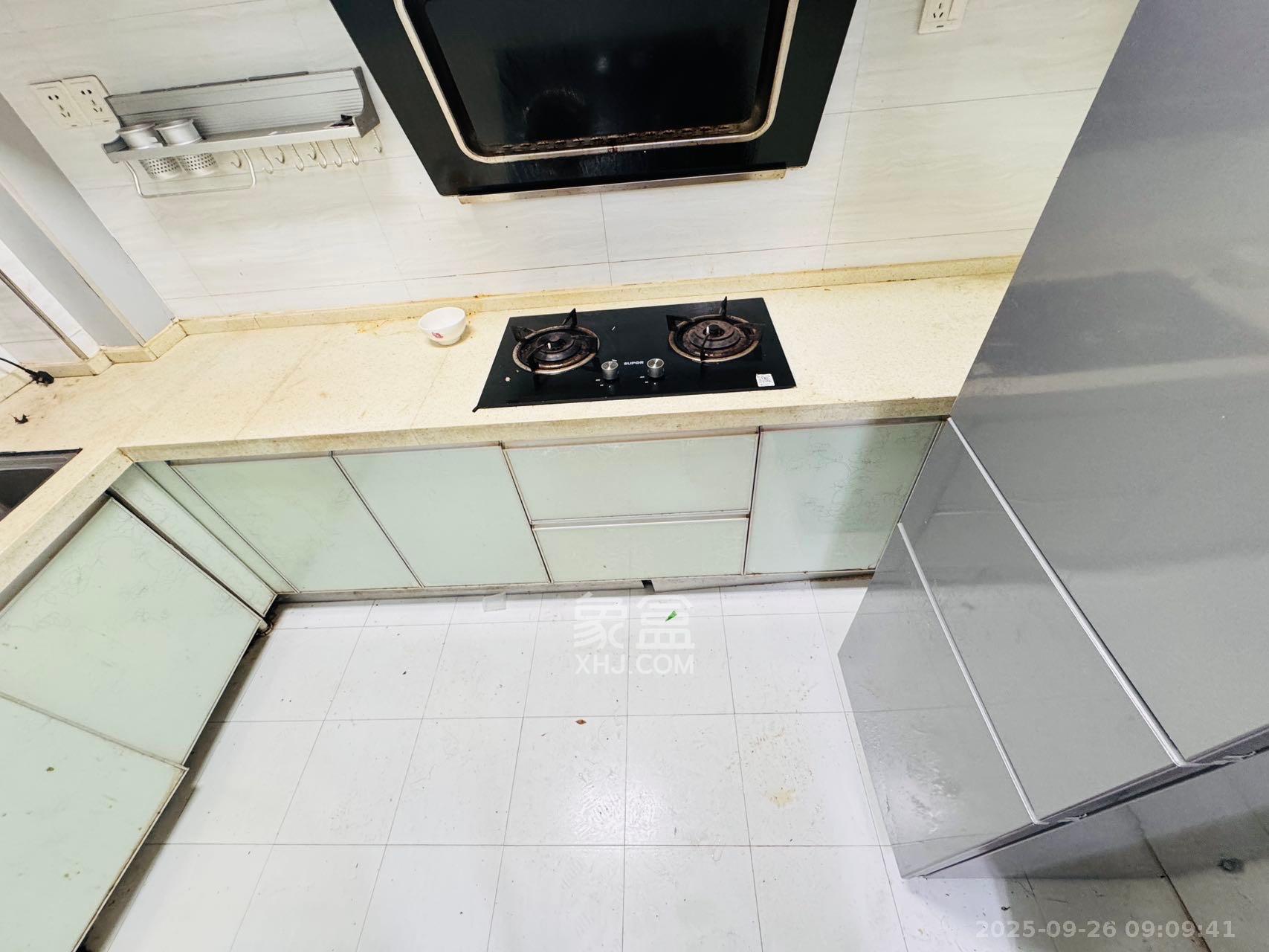 保利麓谷林语F区  3室2厅1卫    2200.0元/月 保利麓谷林语F区  3室2厅1卫    2200.0元/月室内图