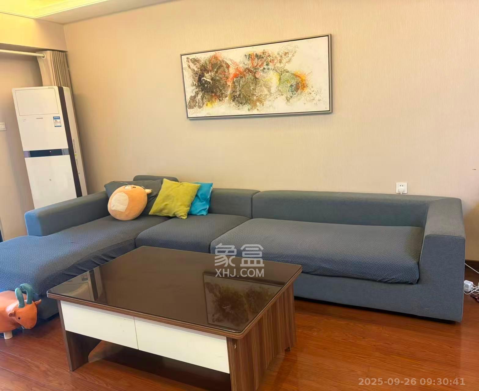 万科魅力之城非凡里  3室2厅1卫    2500.0元/月