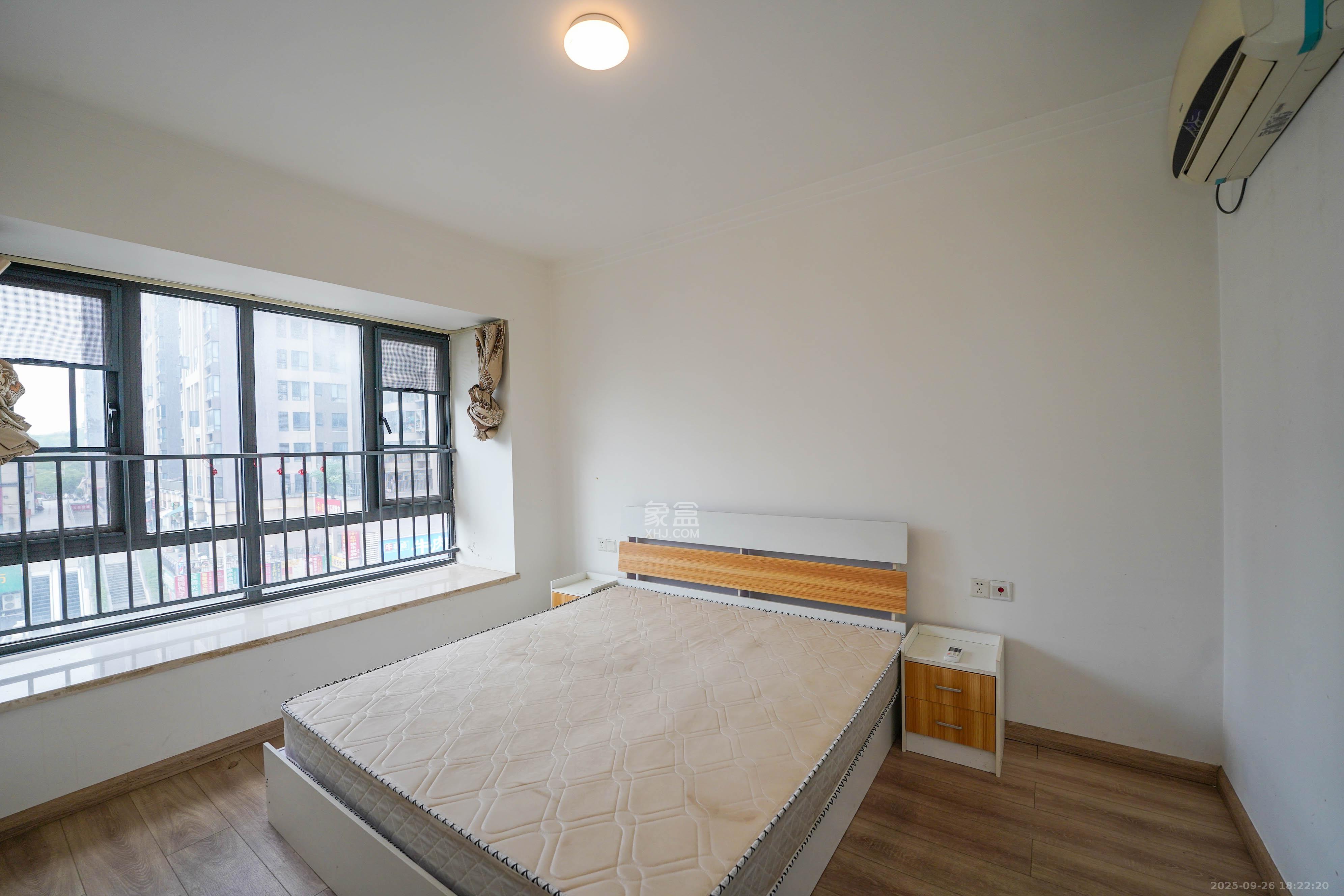 汇金城/嘉华城（二期、三期）  3室2厅2卫    110.0万卧室