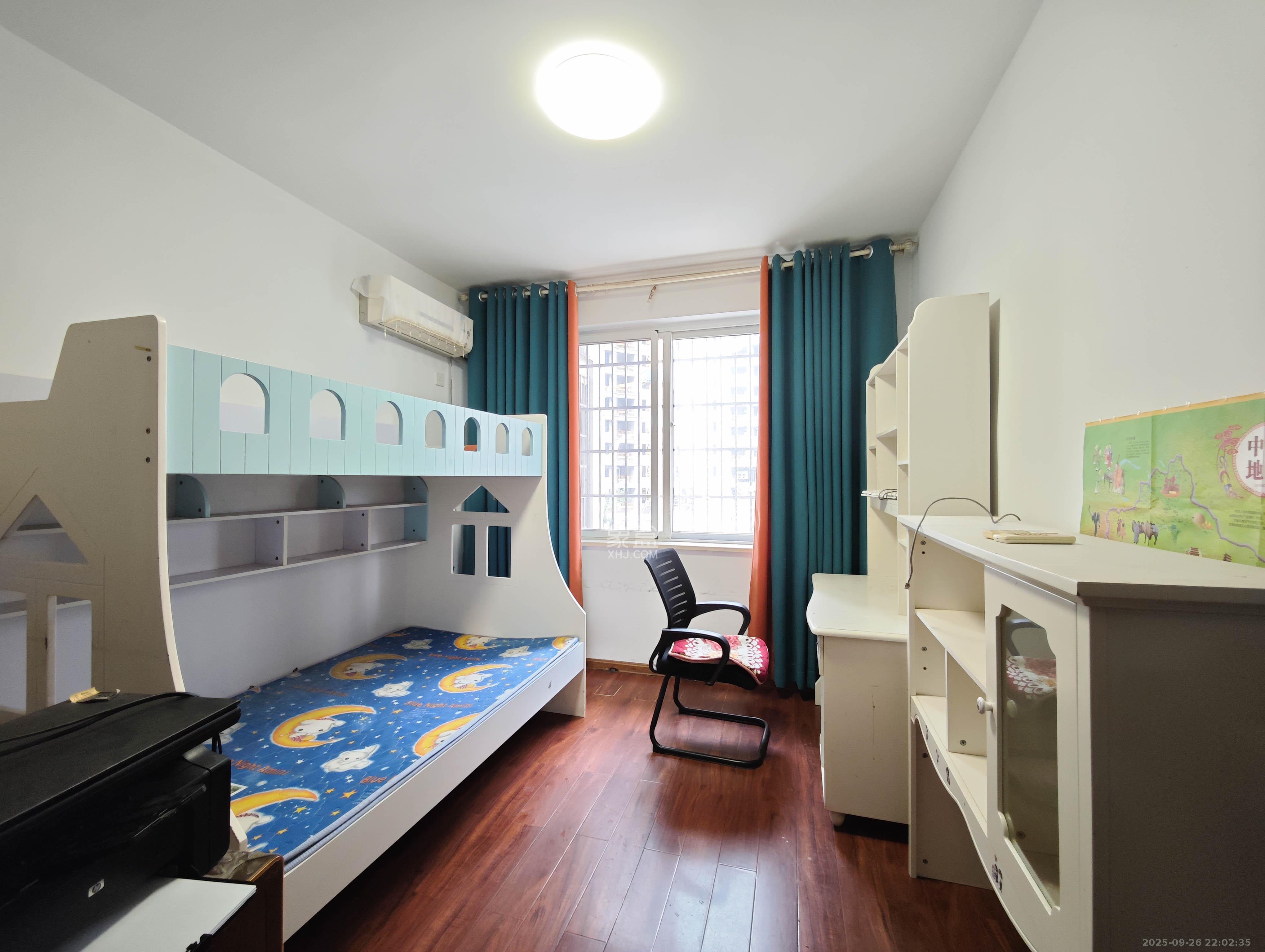 泰禹家园（彩云之翼家园一期、二期、三期）  3室2厅2卫    90.0万卧室