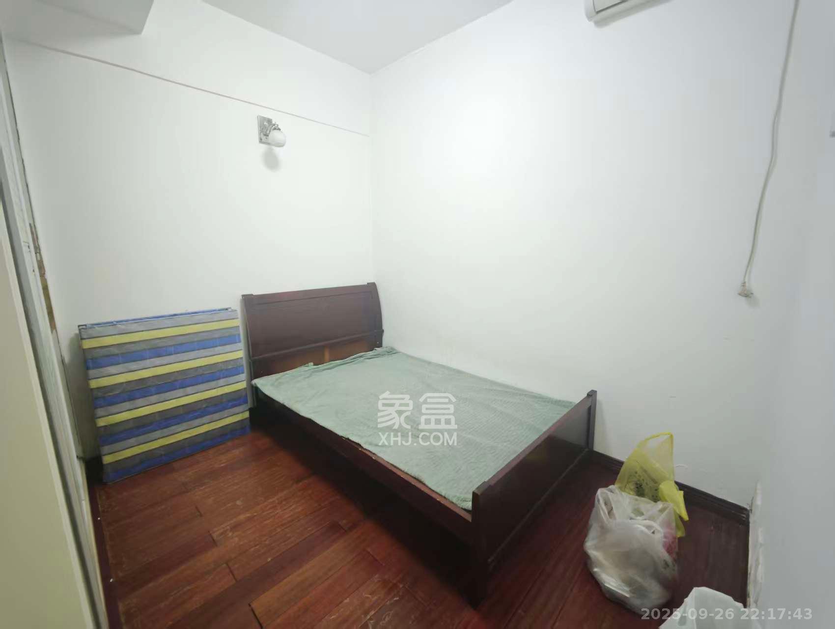 观湖公寓 2室1厅1卫 2200.0元/月 观湖公寓 2室1厅1卫 2200.0元/月室内图