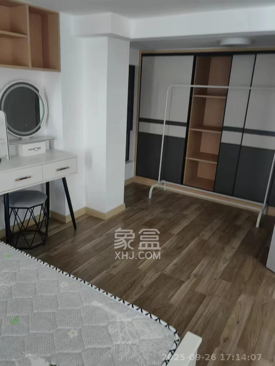 万科金色梦想B区 2室1厅1卫 2400.0元/月 万科金色梦想B区 2室1厅1卫 2400.0元/月室内图