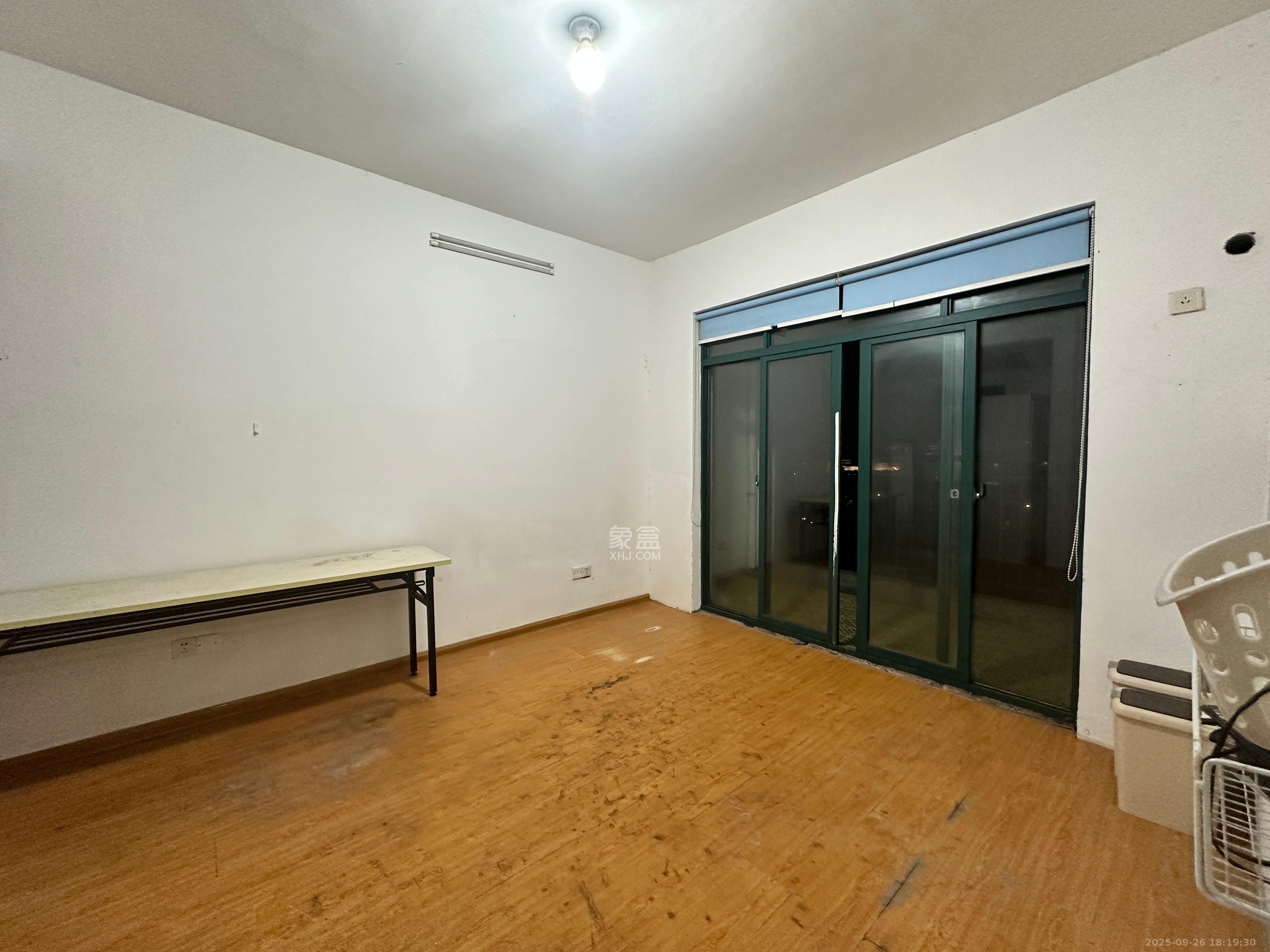 上林紫郡(锦顺和园) 3室2厅2卫 1500.0元/月 上林紫郡(锦顺和园) 3室2厅2卫 1500.0元/月室内图