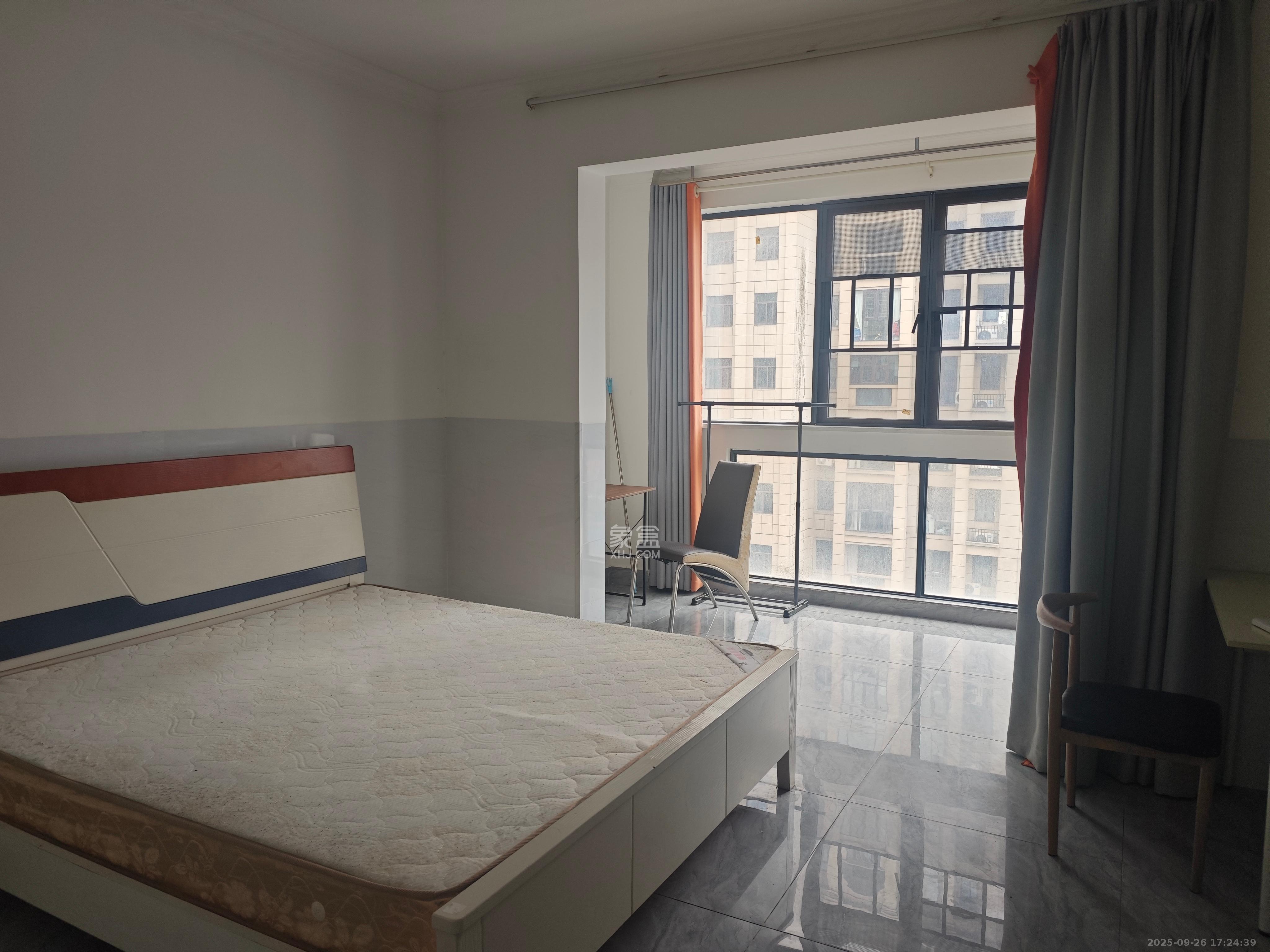 阳光丽城二期 1室0厅0卫 900.0元/月 阳光丽城二期 1室0厅0卫 900.0元/月室内图