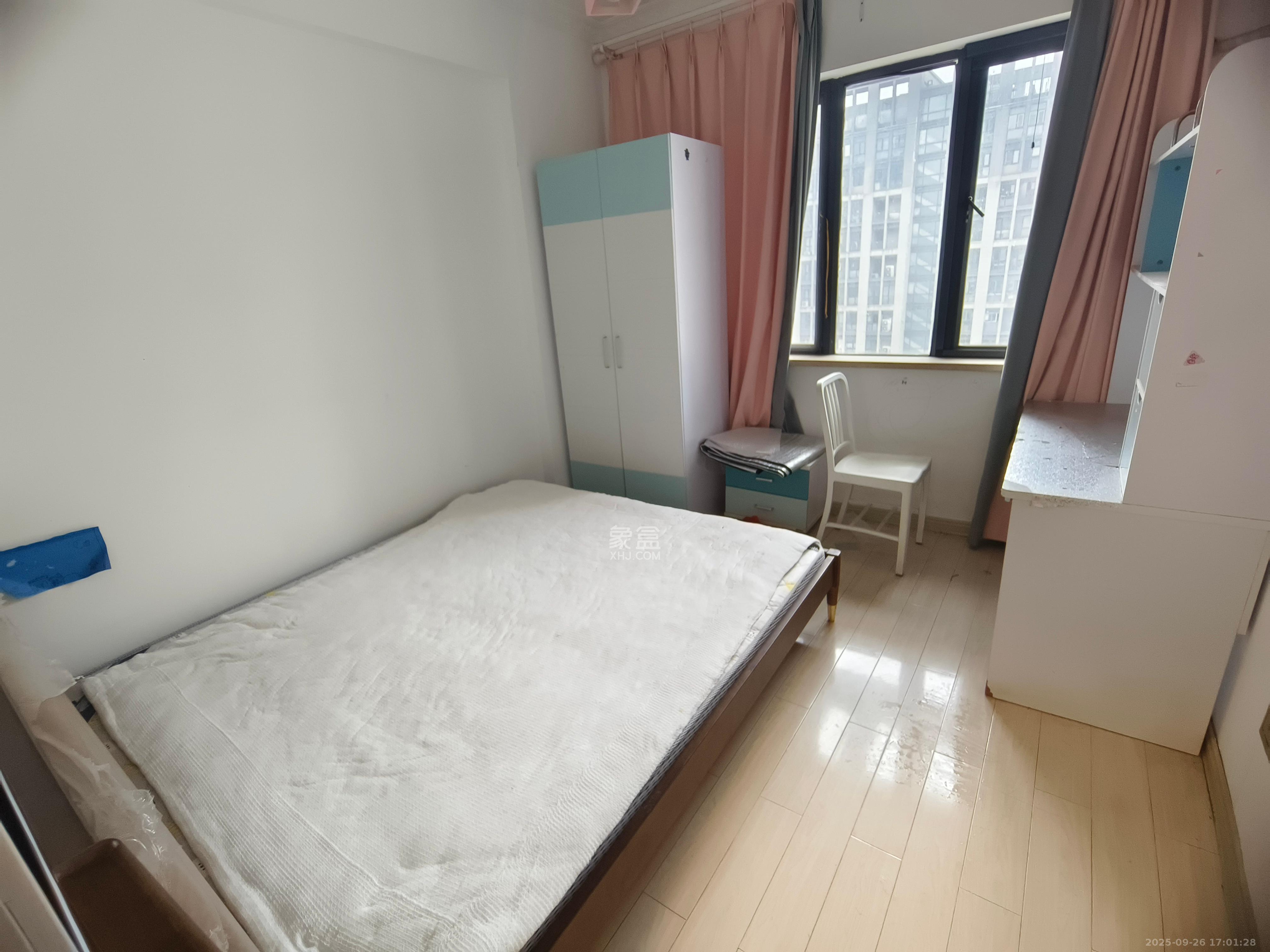 美林银谷  3室2厅1卫    3000.0元/月室内图