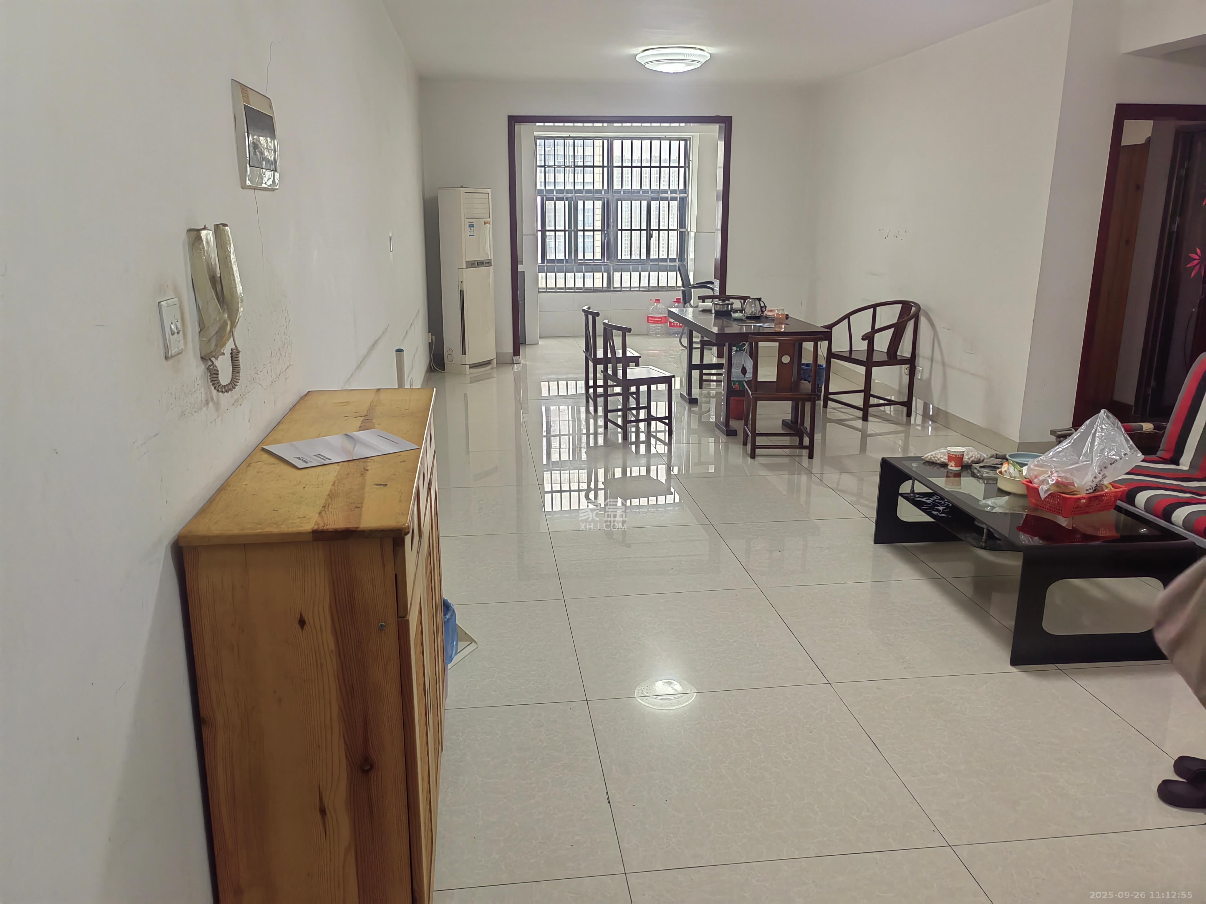 香雨一品 1室2厅2卫 1800.0元/月 香雨一品 1室2厅2卫 1800.0元/月室内图