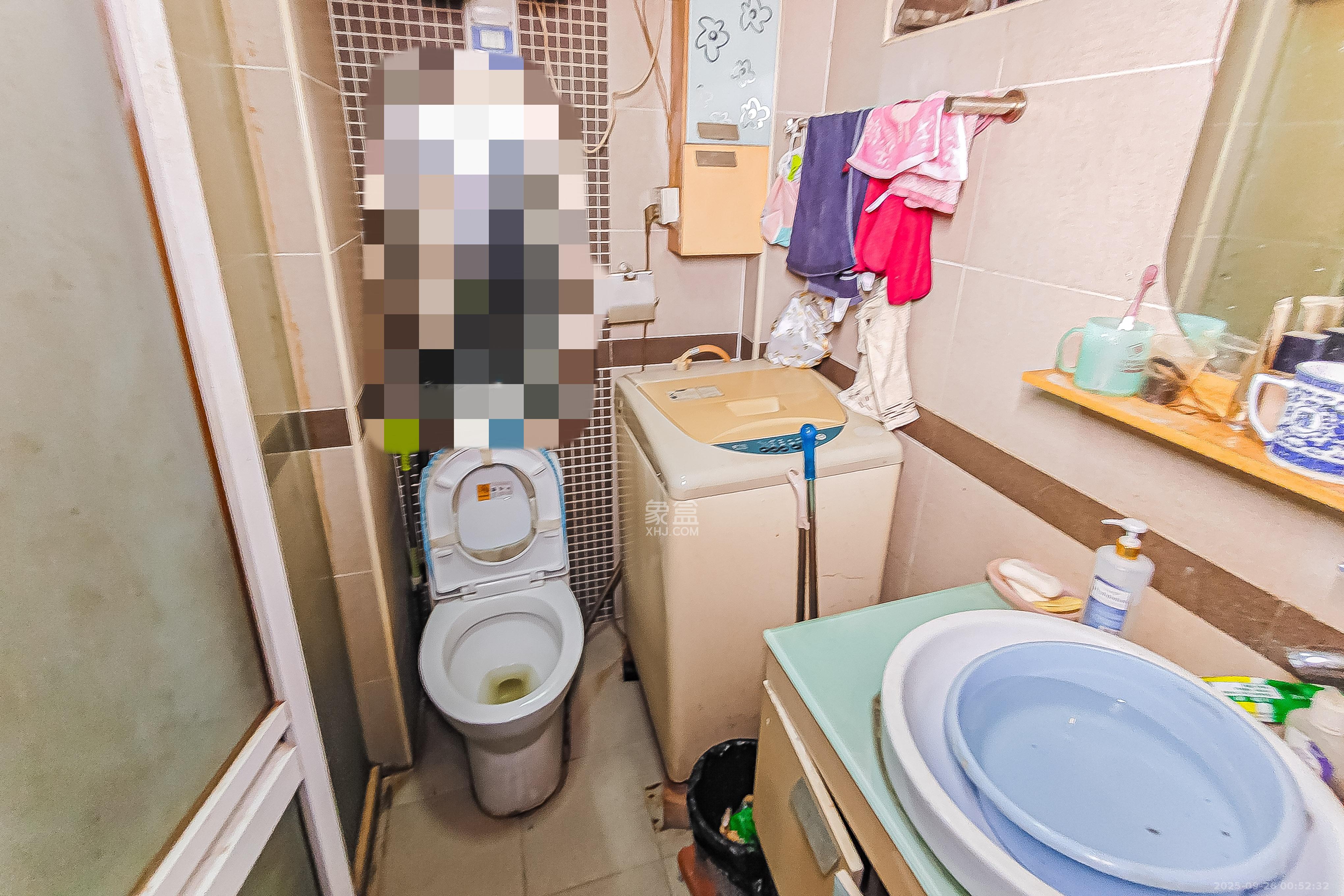 景泰雅苑(景江融城) 1室1厅1卫 38.8万 景泰雅苑(景江融城) 1室1厅1卫 38.8万卫生间