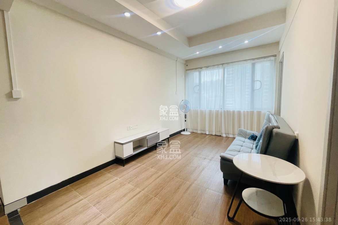 亚商国际  2室1厅1卫    2400.0元/月 亚商国际  2室1厅1卫    2400.0元/月室内图