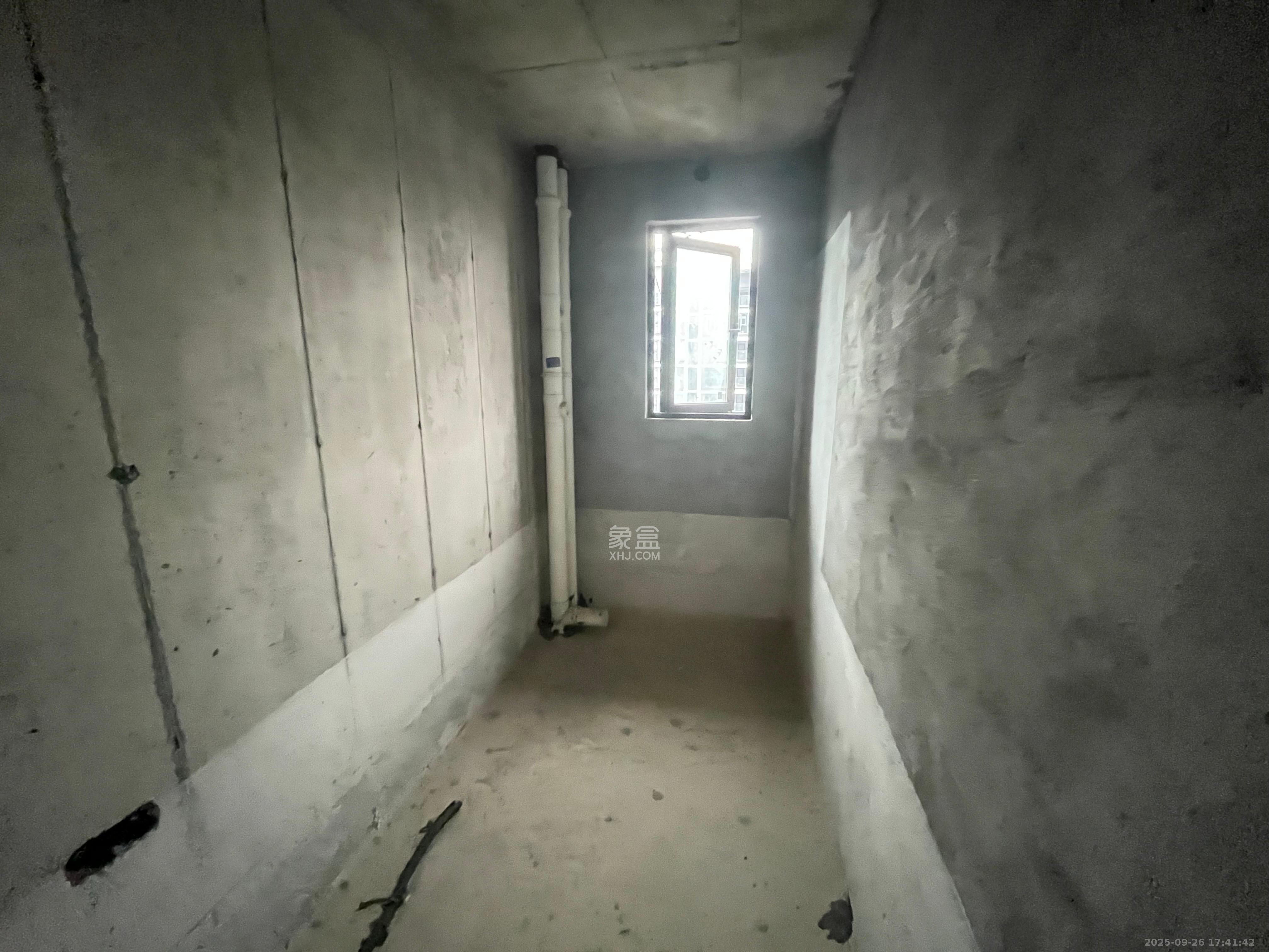 融创会展上东区  4室2厅2卫    900.0元/月室内图