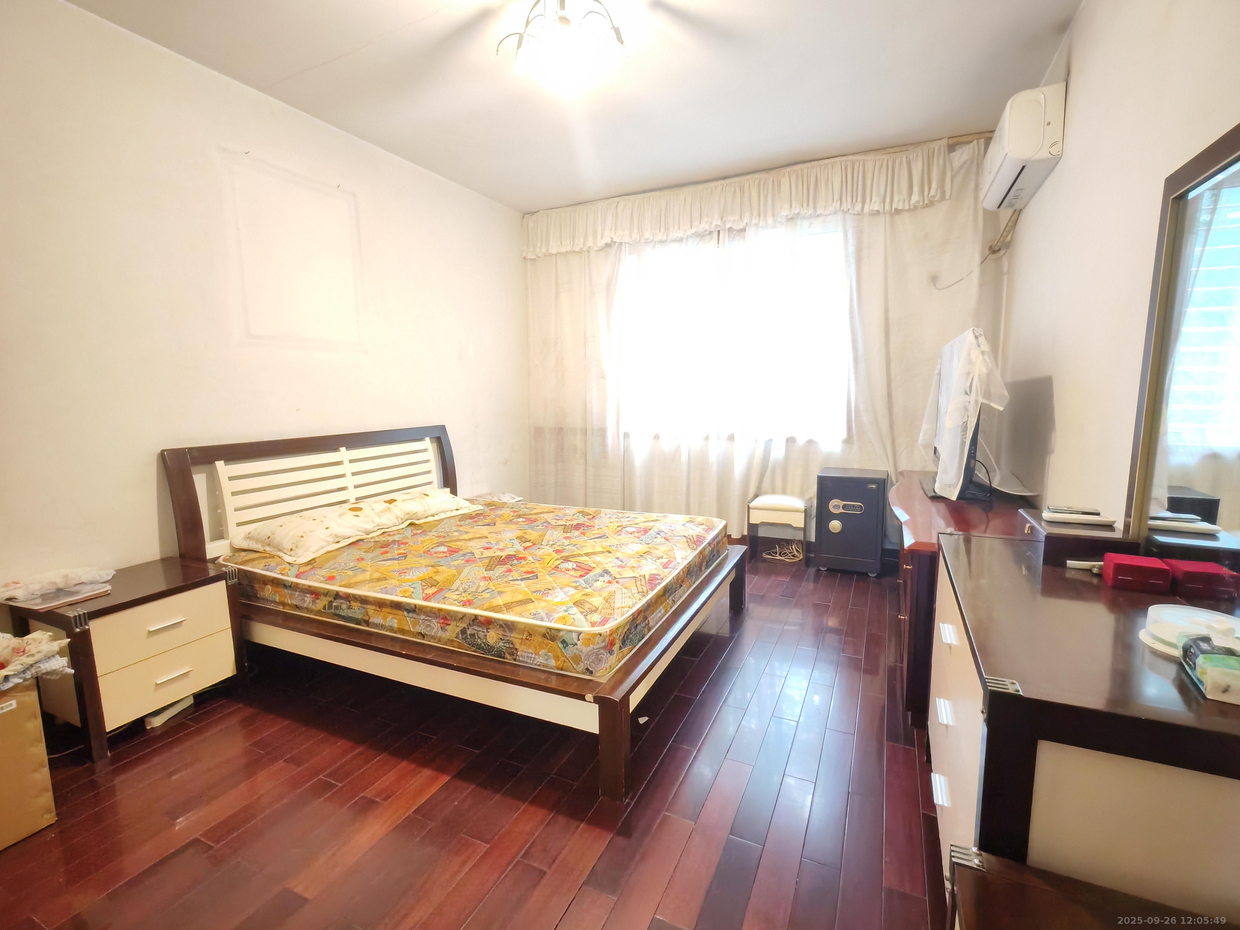 德政园 3室2厅1卫 2200.0元/月 德政园 3室2厅1卫 2200.0元/月室内图