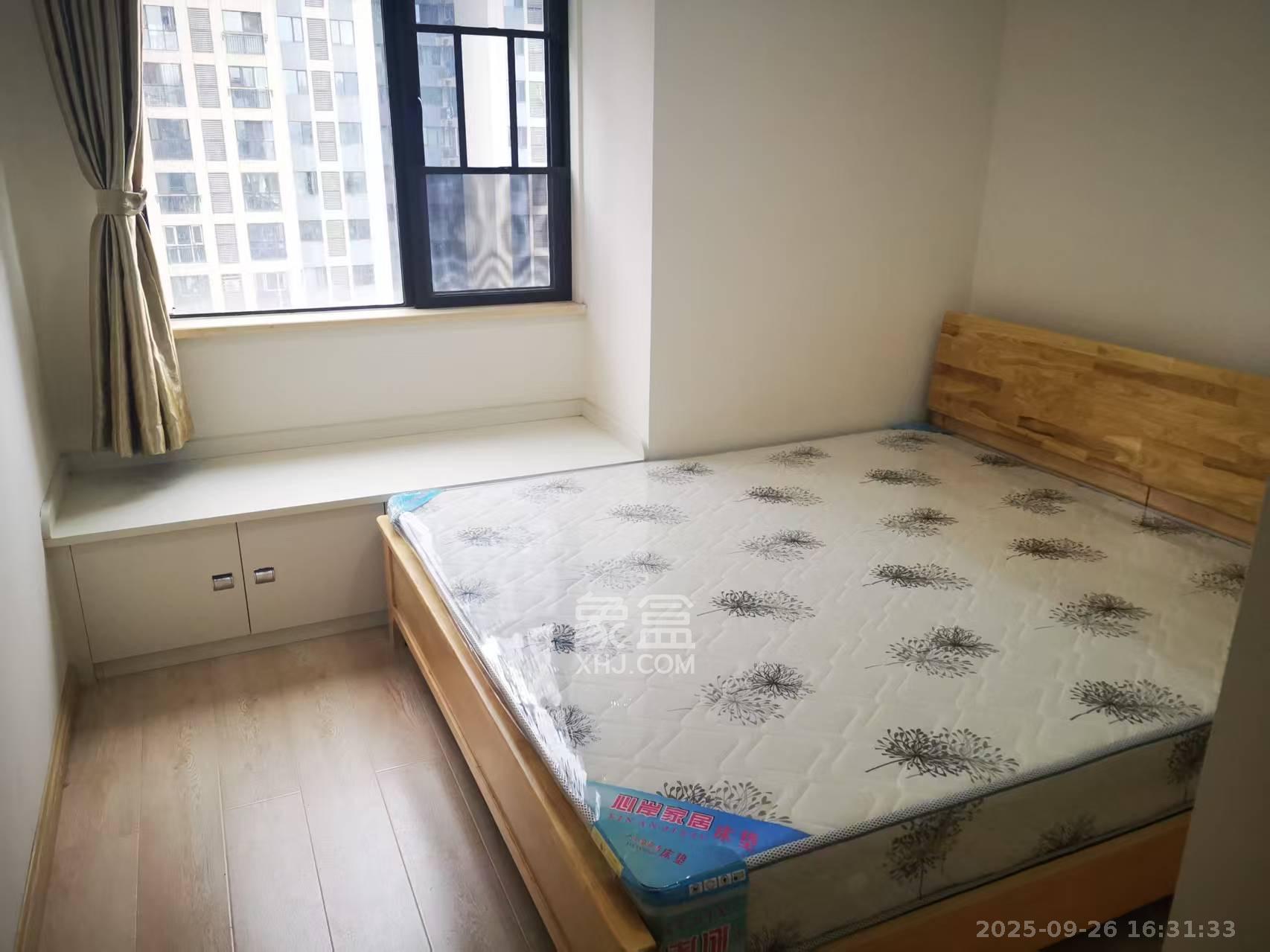 五江天街北区  4室2厅2卫    3200.0元/月室内图