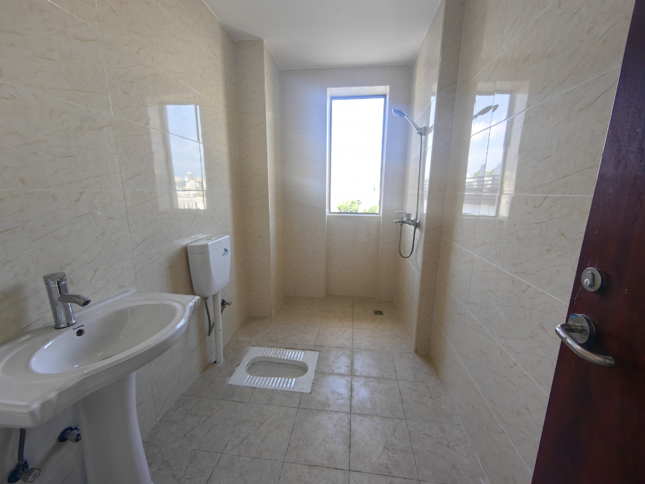 龙城新景 3室2厅2卫 143.0万 龙城新景 3室2厅2卫 143.0万客厅