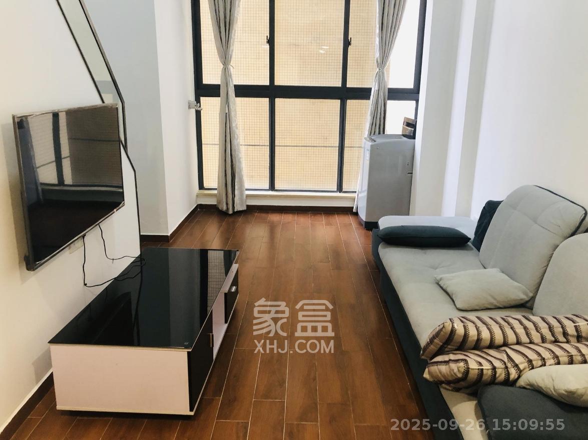 兰亭湾畔  1室1厅1卫    1600.0元/月室内图