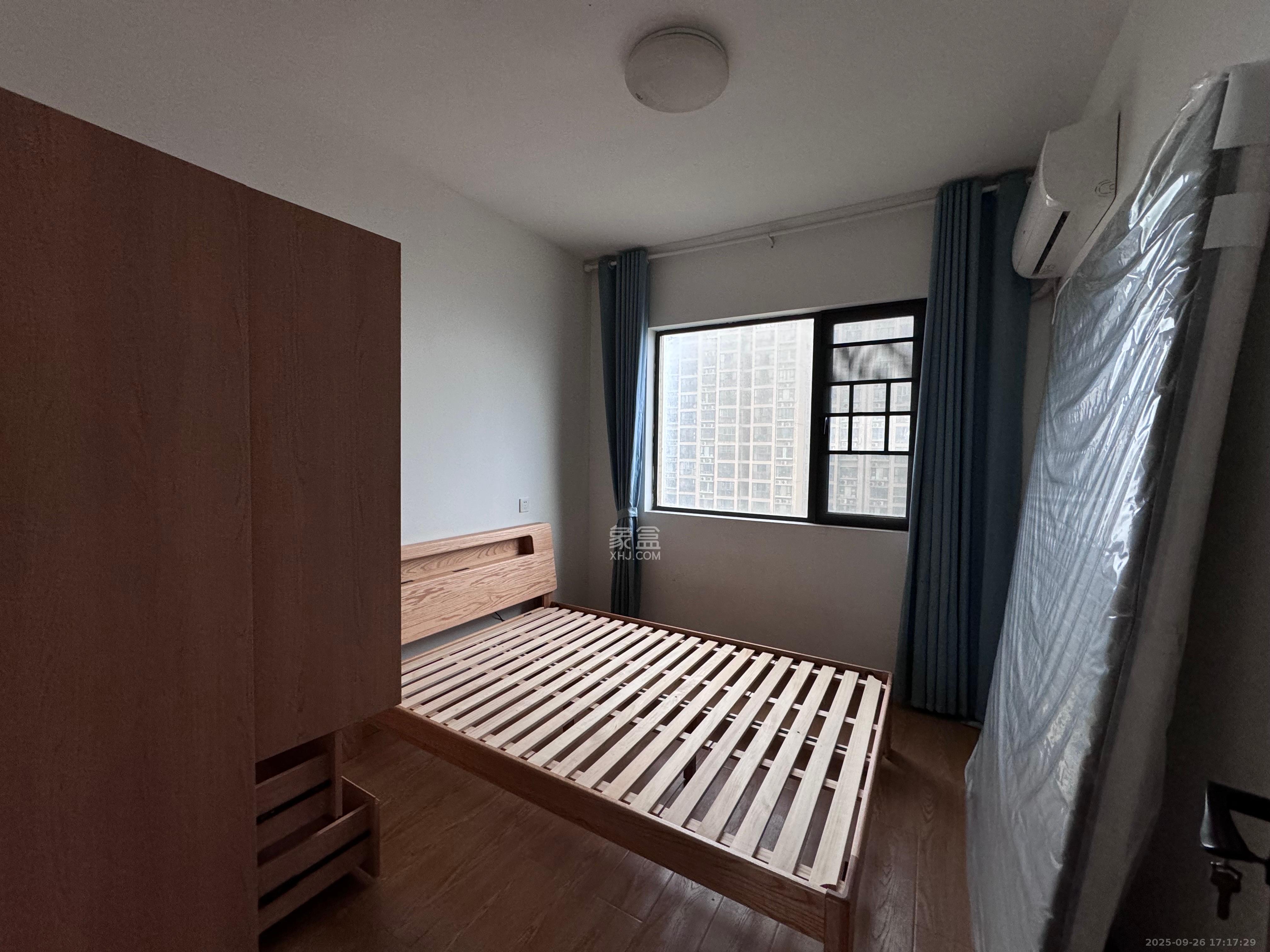 钰龙天下二期(钰龙佳园)  3室2厅2卫    3000.0元/月 钰龙天下二期(钰龙佳园)  3室2厅2卫    3000.0元/月室内图