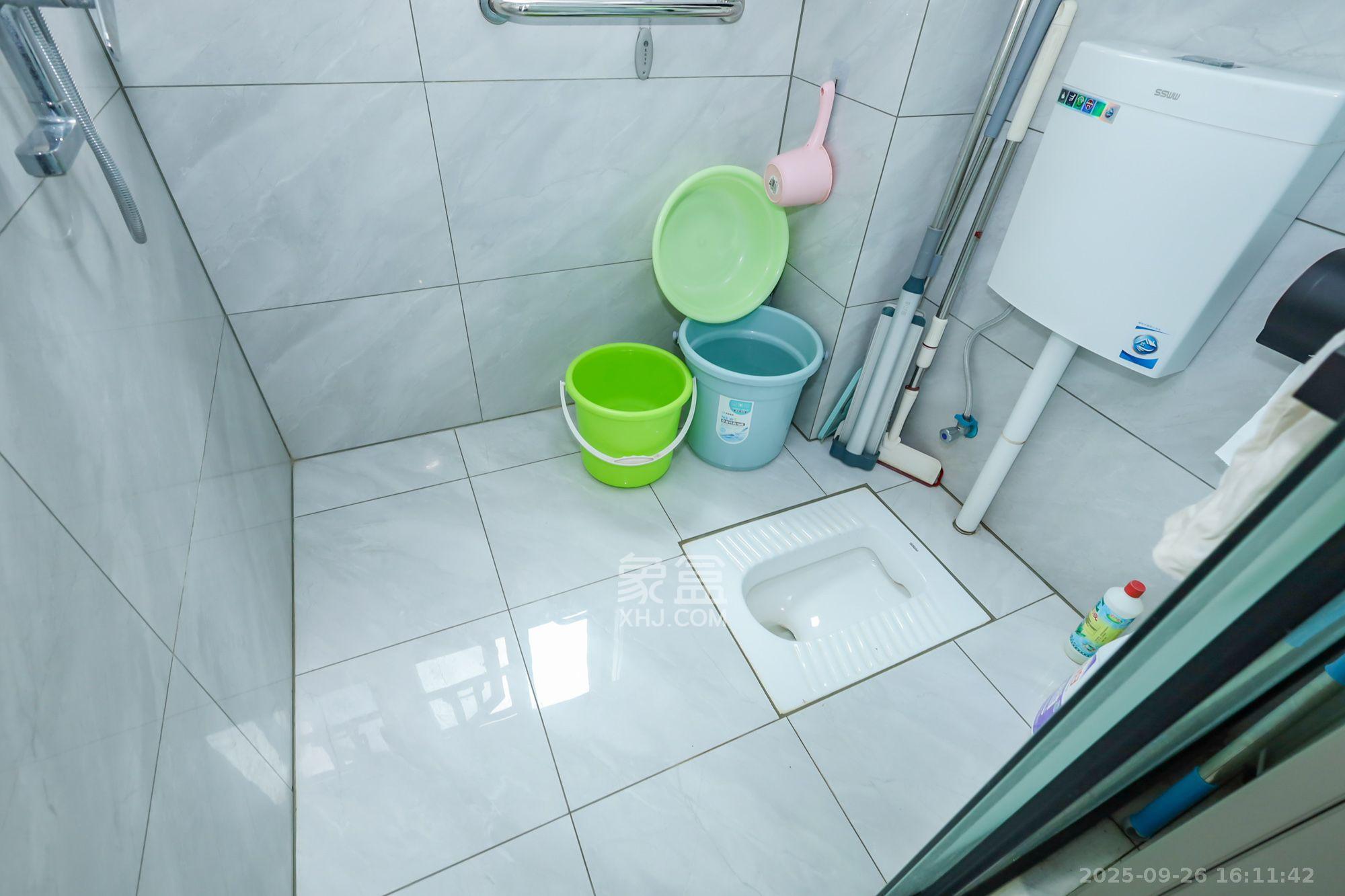 八方小区B区 3室2厅2卫 5800.0元/月 八方小区B区 3室2厅2卫 5800.0元/月室内图