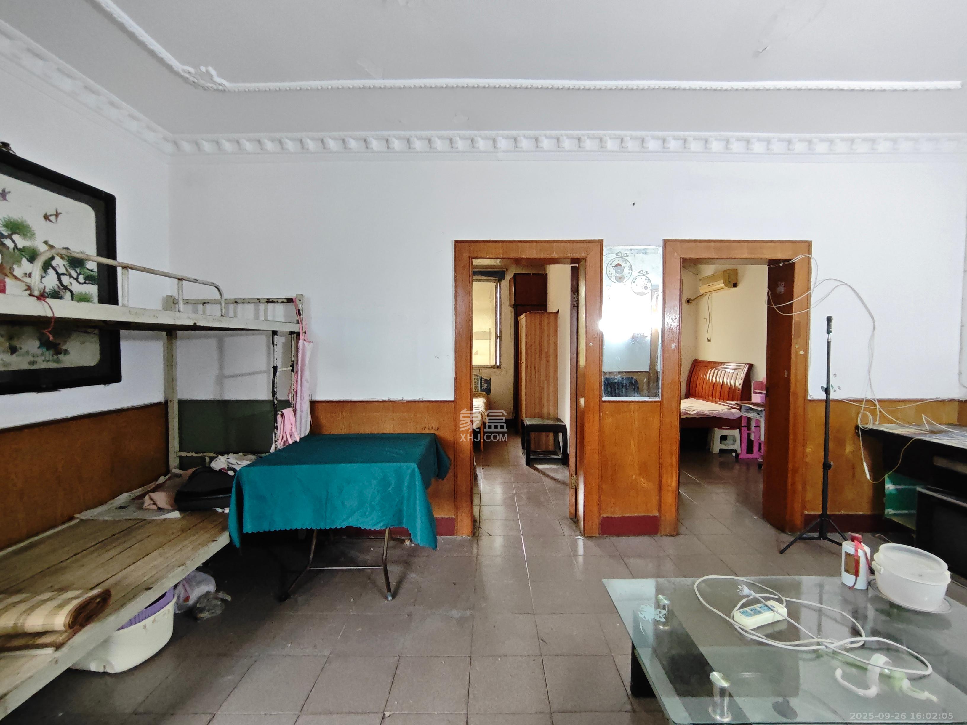 涂家冲社区(涂新小区、农商银行宿舍) 2室1厅1卫 1400.0元/月 涂家冲社区(涂新小区、农商银行宿舍) 2室1厅1卫 1400.0元/月室内图