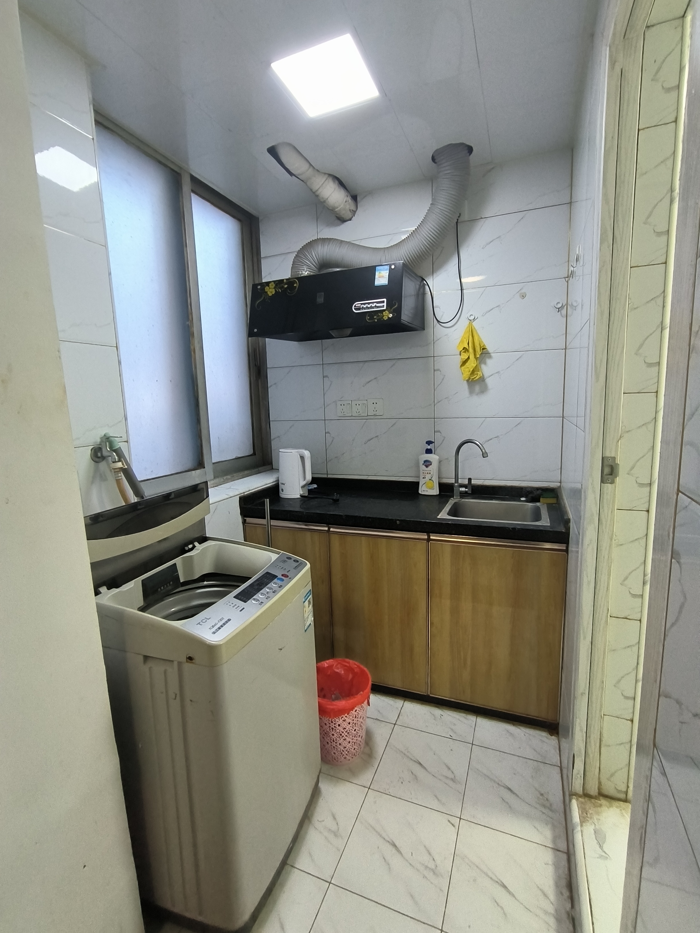 仙乐花园 1室0厅1卫 1100.0元/月 仙乐花园 1室0厅1卫 1100.0元/月室内图