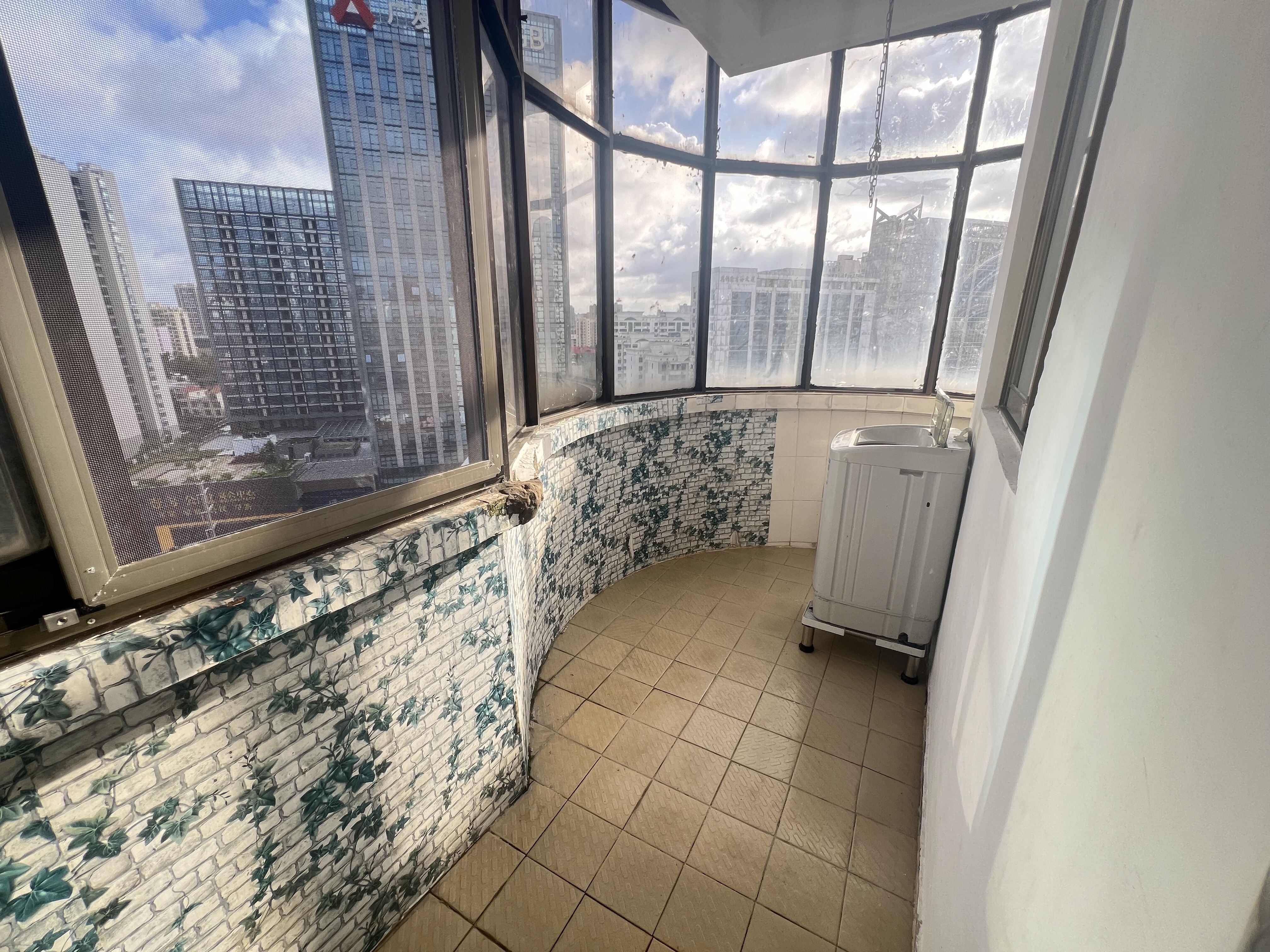 华昌大厦 1室1厅1卫 1500.0元/月 华昌大厦 1室1厅1卫 1500.0元/月室内图