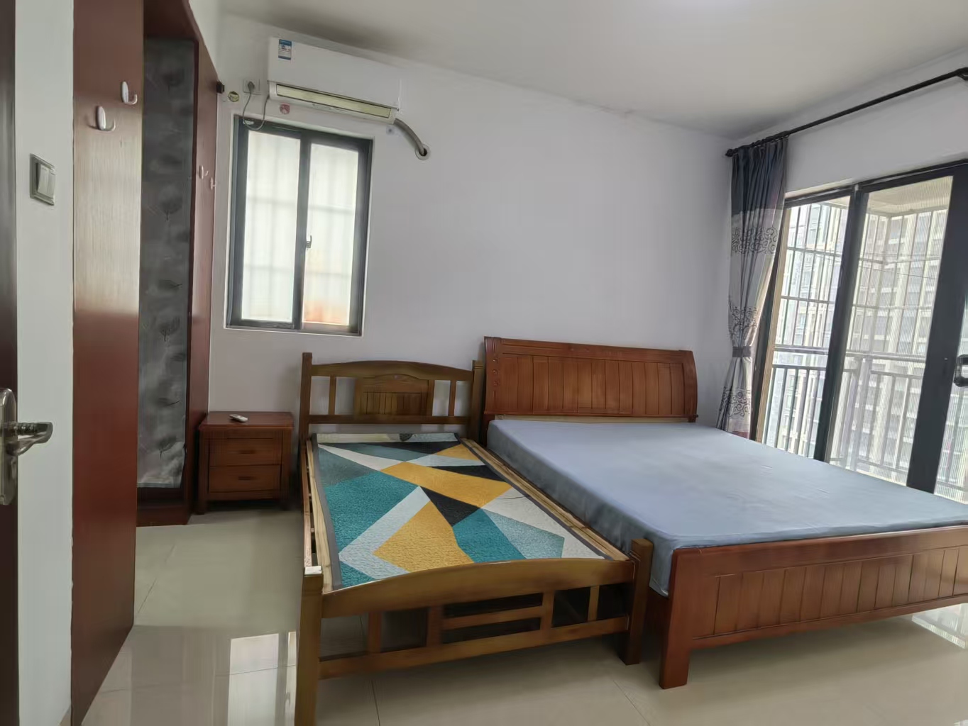 五源河公寓B区 3室2厅2卫 2600.0元/月 五源河公寓B区 3室2厅2卫 2600.0元/月室内图