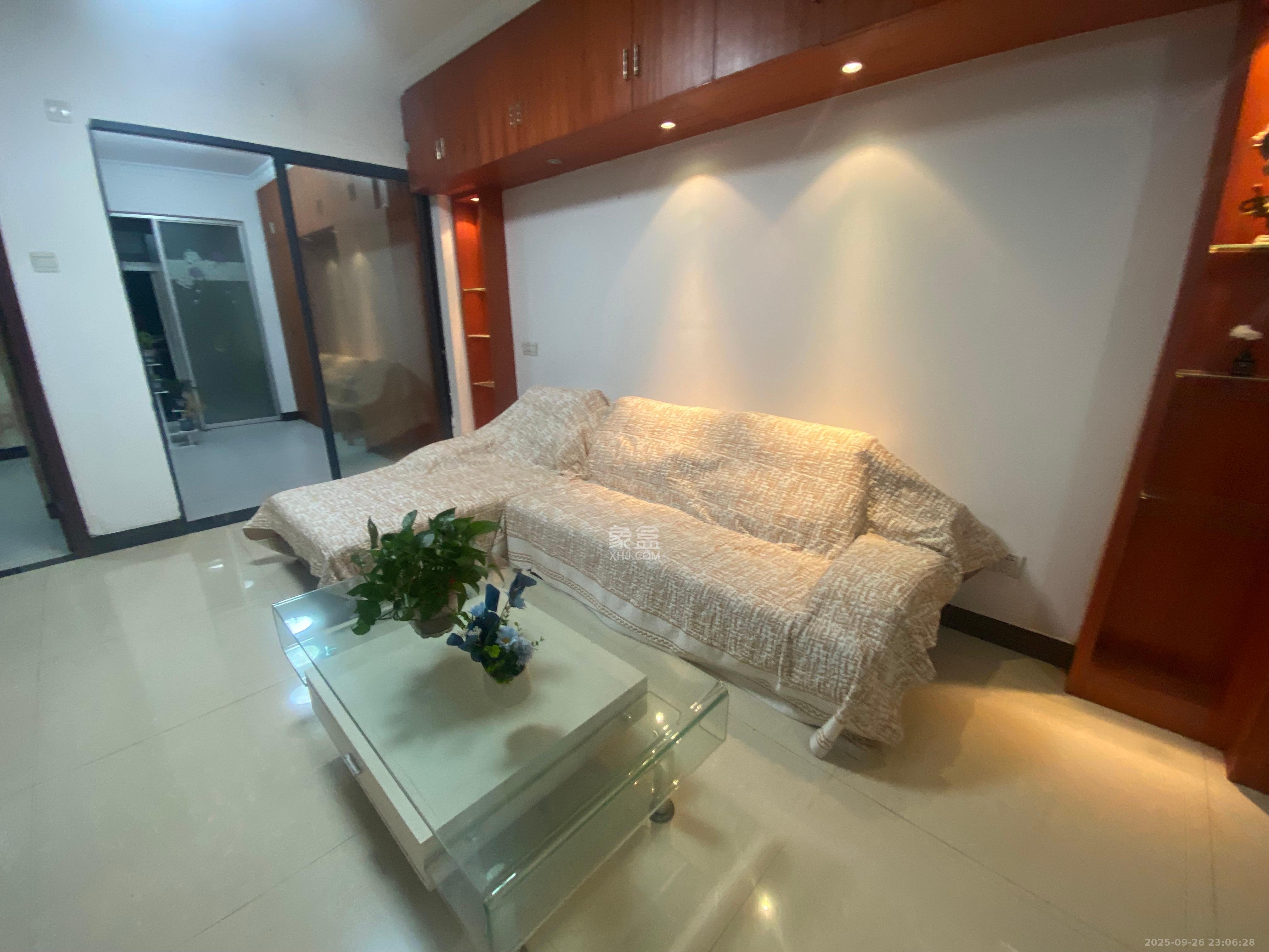 圭塘三小区  1室0厅0卫    1600.0元/月室内图