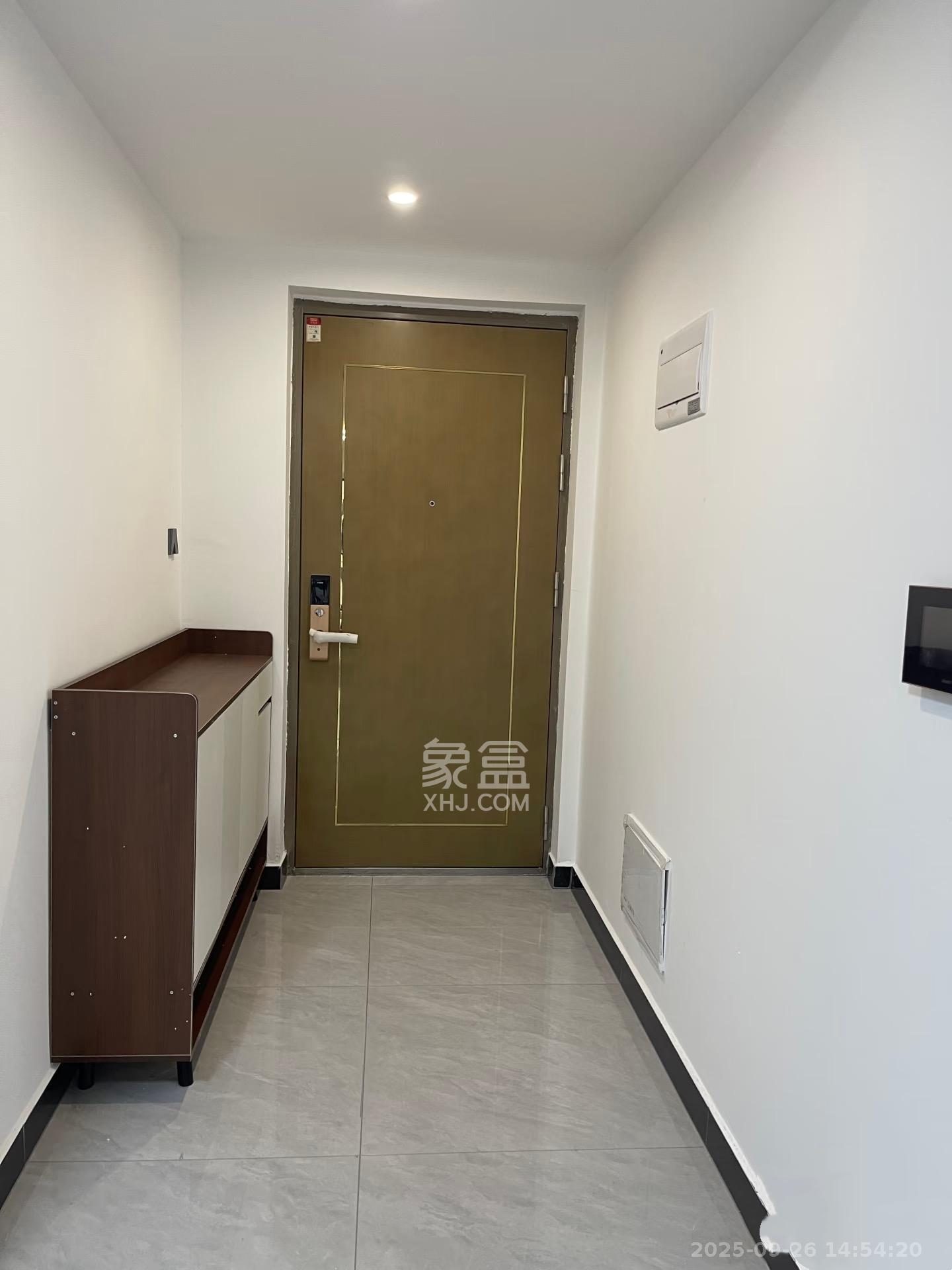 旭辉国悦府  3室2厅2卫    3200.0元/月室内图