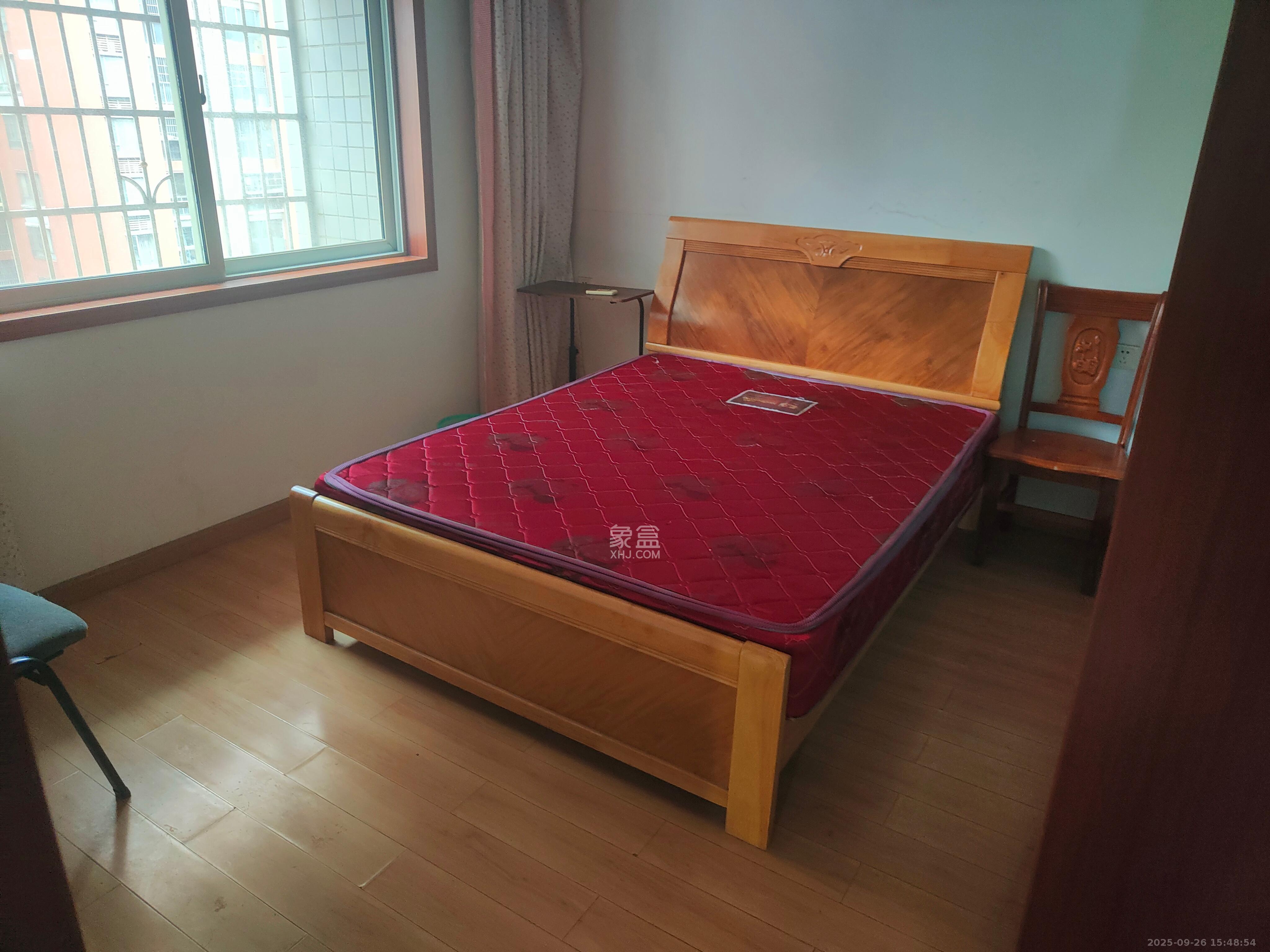 佳美星城  2室1厅1卫    1600.0元/月室内图