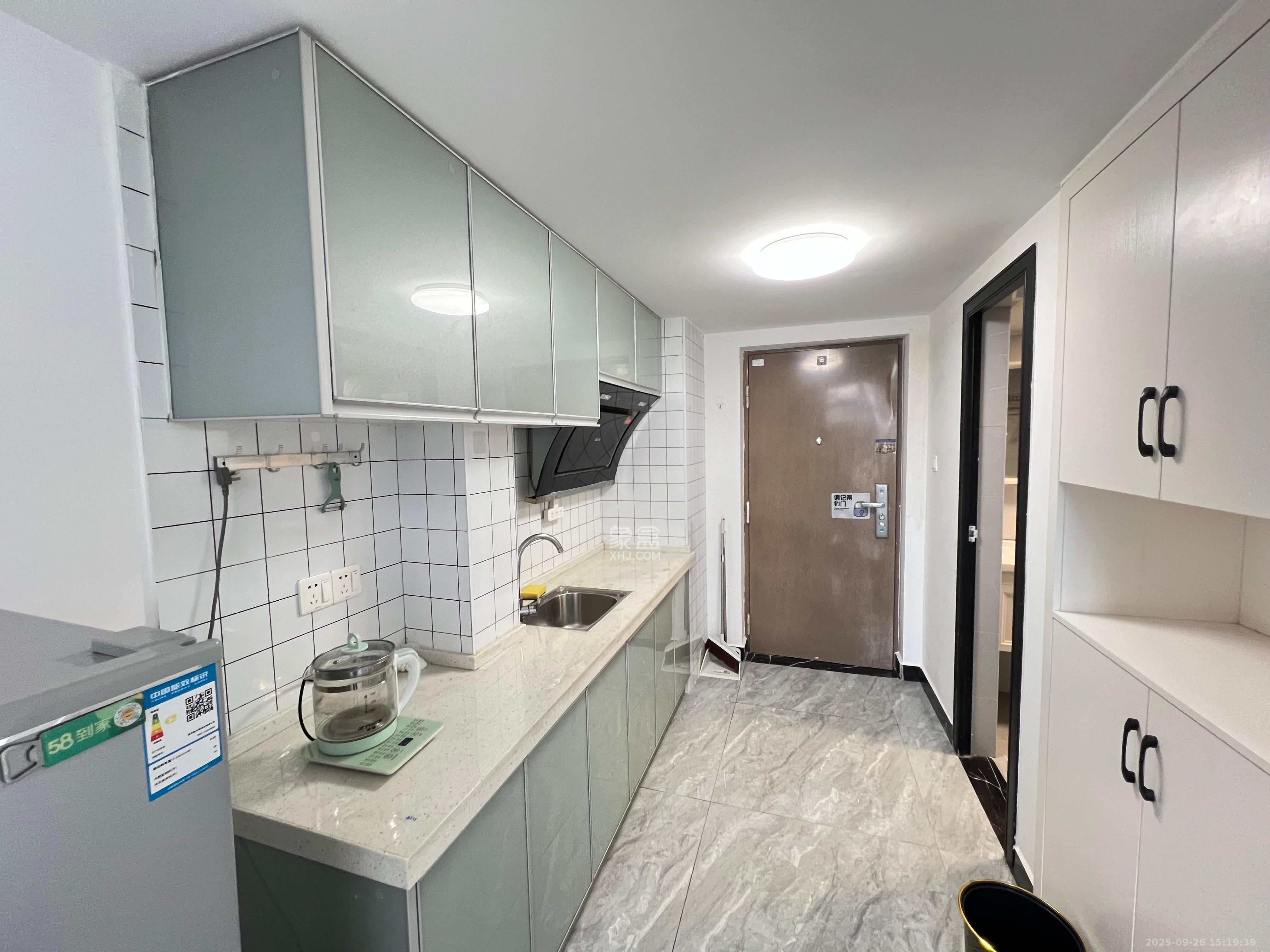 荣盛花语书苑 1室1厅1卫 1800.0元/月 荣盛花语书苑 1室1厅1卫 1800.0元/月室内图