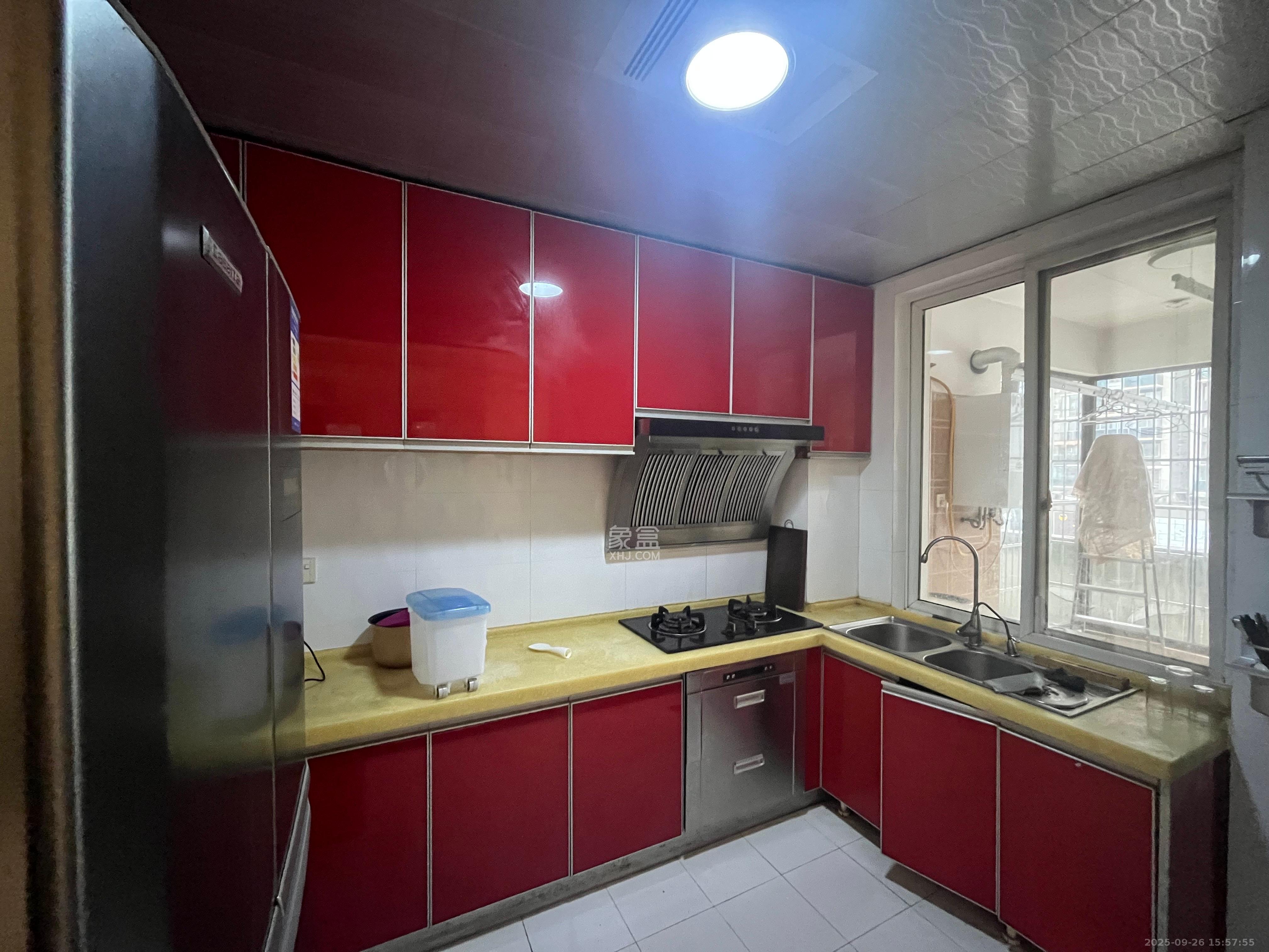 申奥美域 5室2厅2卫 3500.0元/月 申奥美域 5室2厅2卫 3500.0元/月室内图