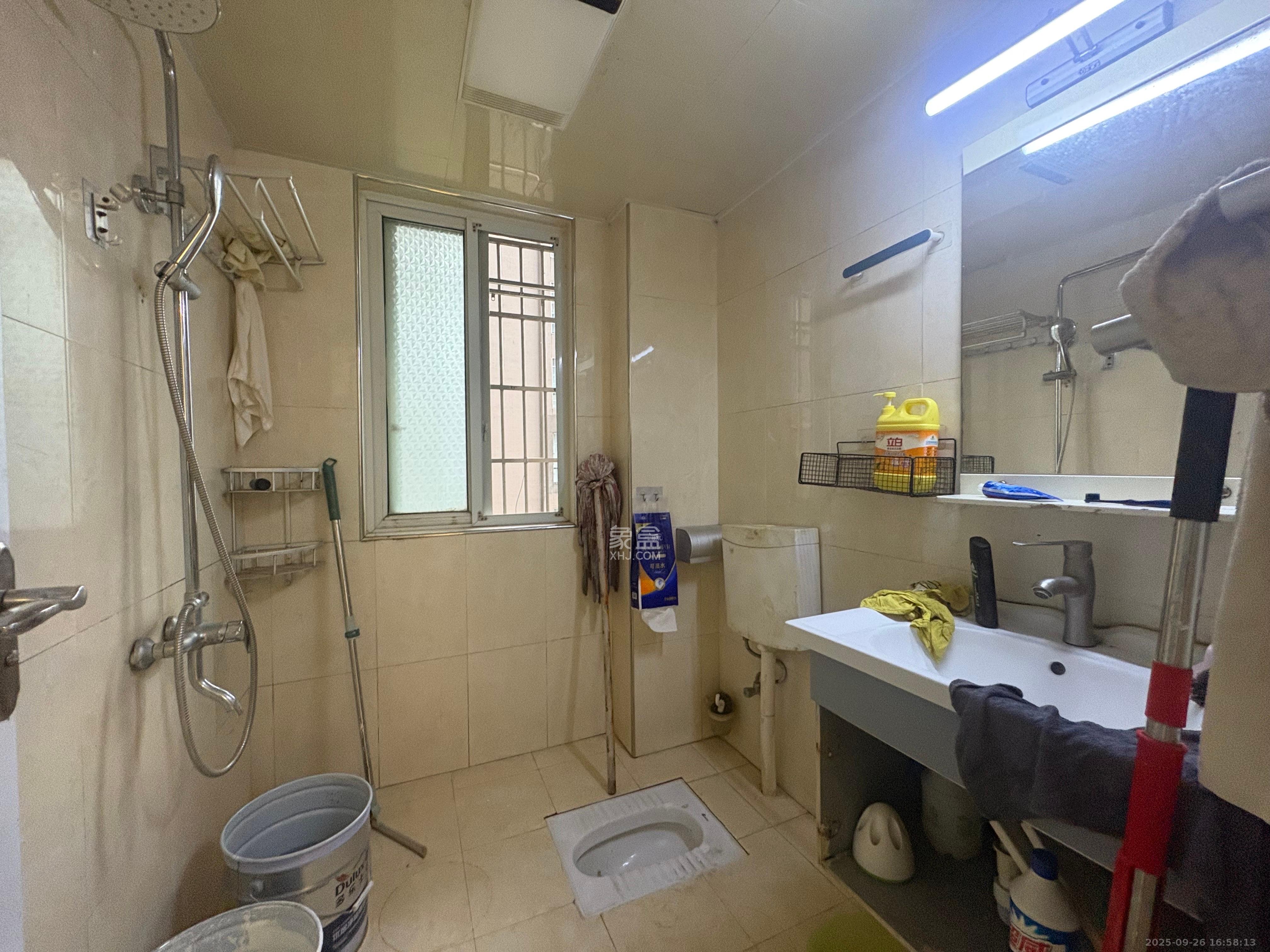 筑梦佳园  3室2厅1卫    1800.0元/月室内图