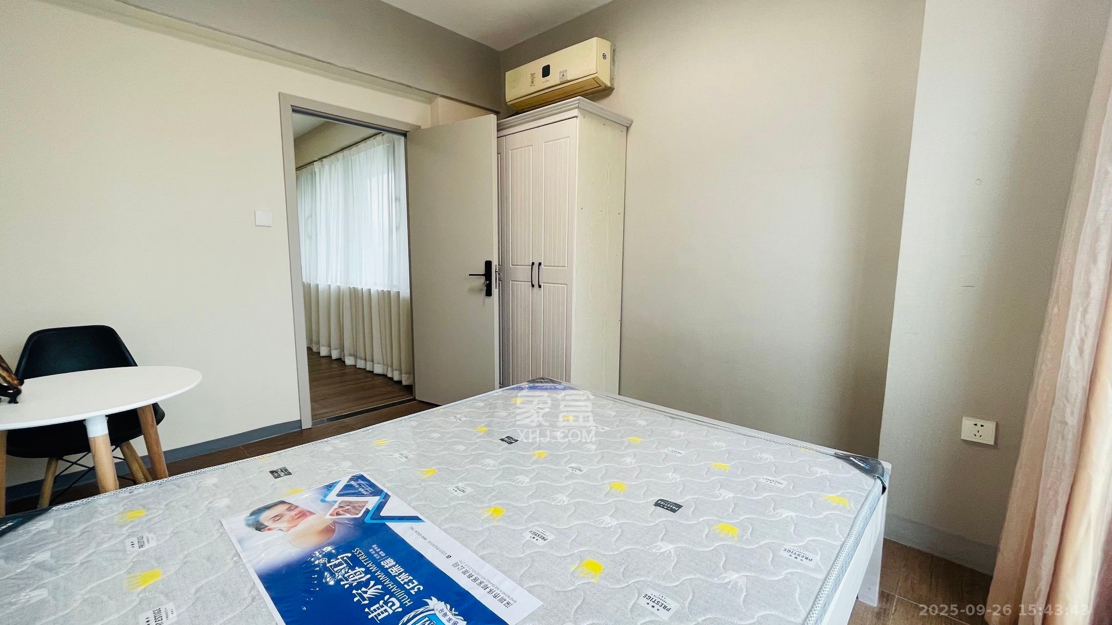 亚商国际  2室1厅1卫    2400.0元/月 亚商国际  2室1厅1卫    2400.0元/月室内图