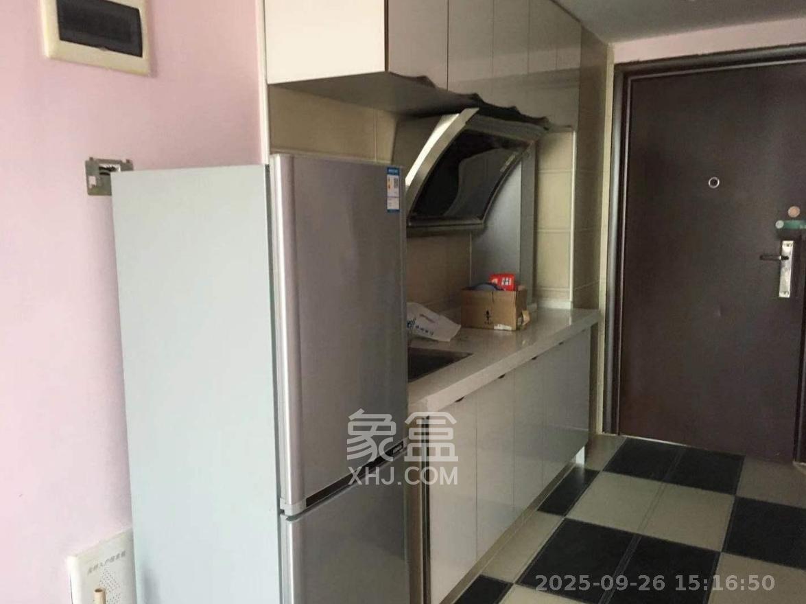 兰亭湾畔 1室1厅1卫 1700.0元/月 兰亭湾畔 1室1厅1卫 1700.0元/月室内图