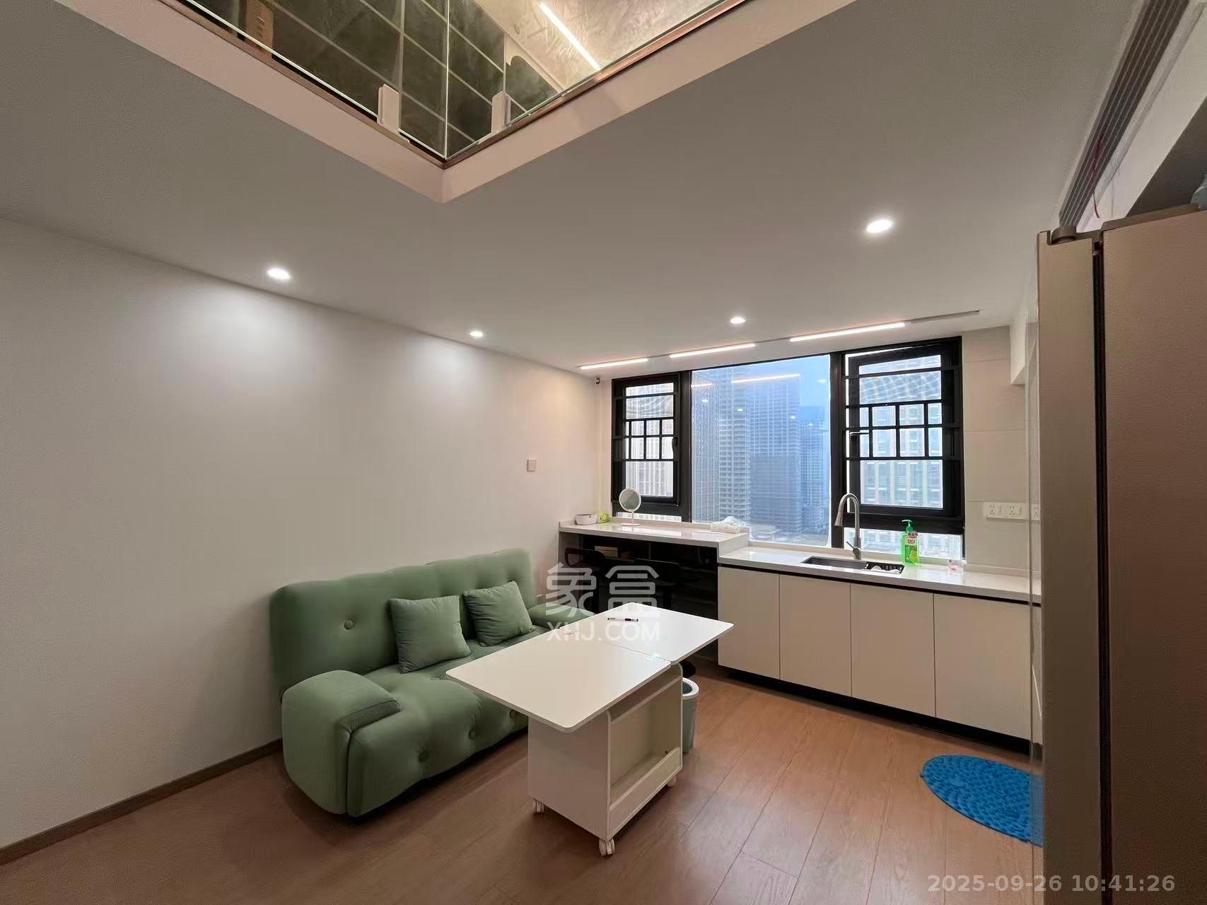 卓越中寰 1室1厅1卫 2400.0元/月 卓越中寰 1室1厅1卫 2400.0元/月室内图