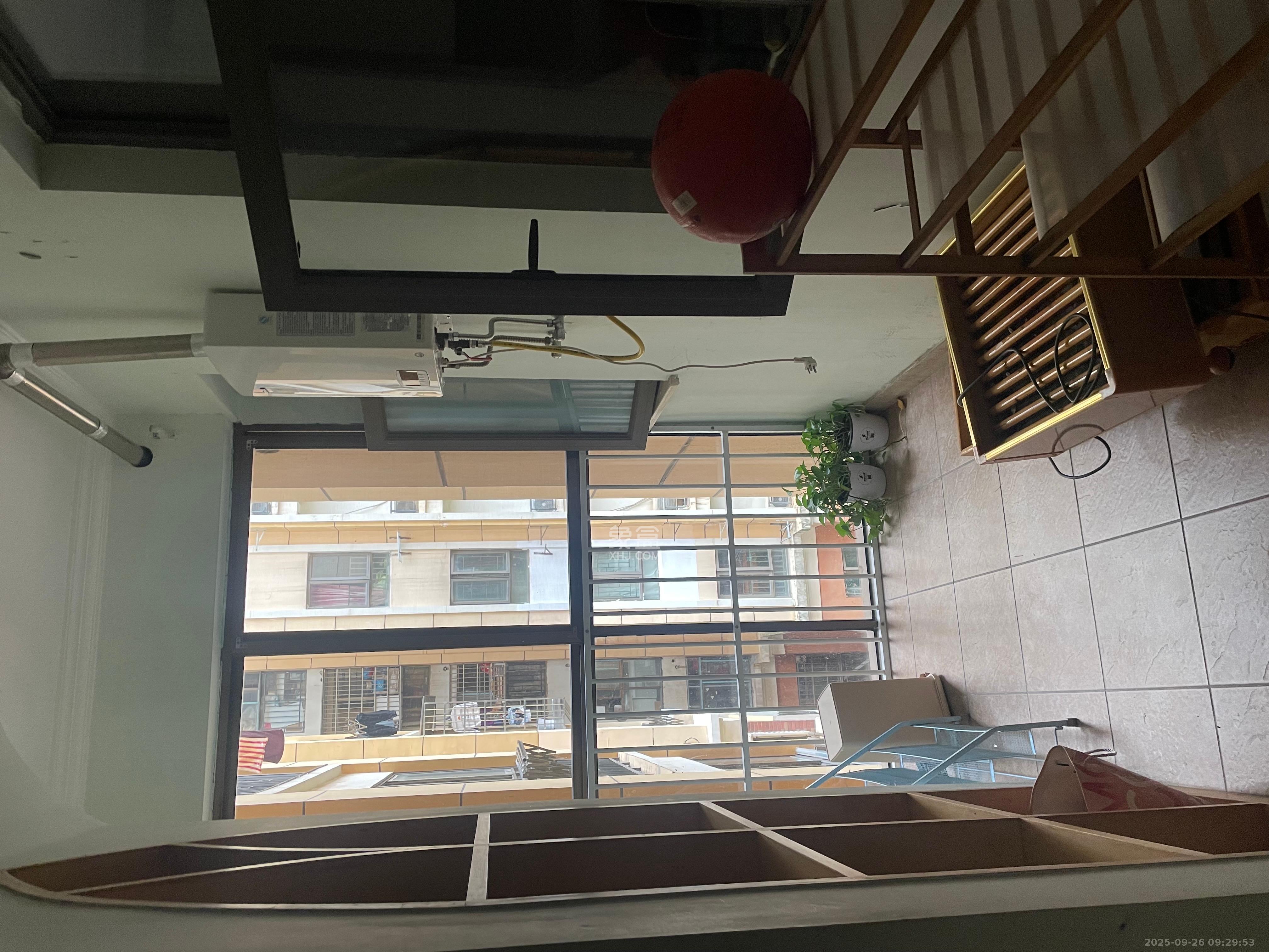 米兰春天 3室2厅1卫 1800.0元/月 米兰春天 3室2厅1卫 1800.0元/月室内图