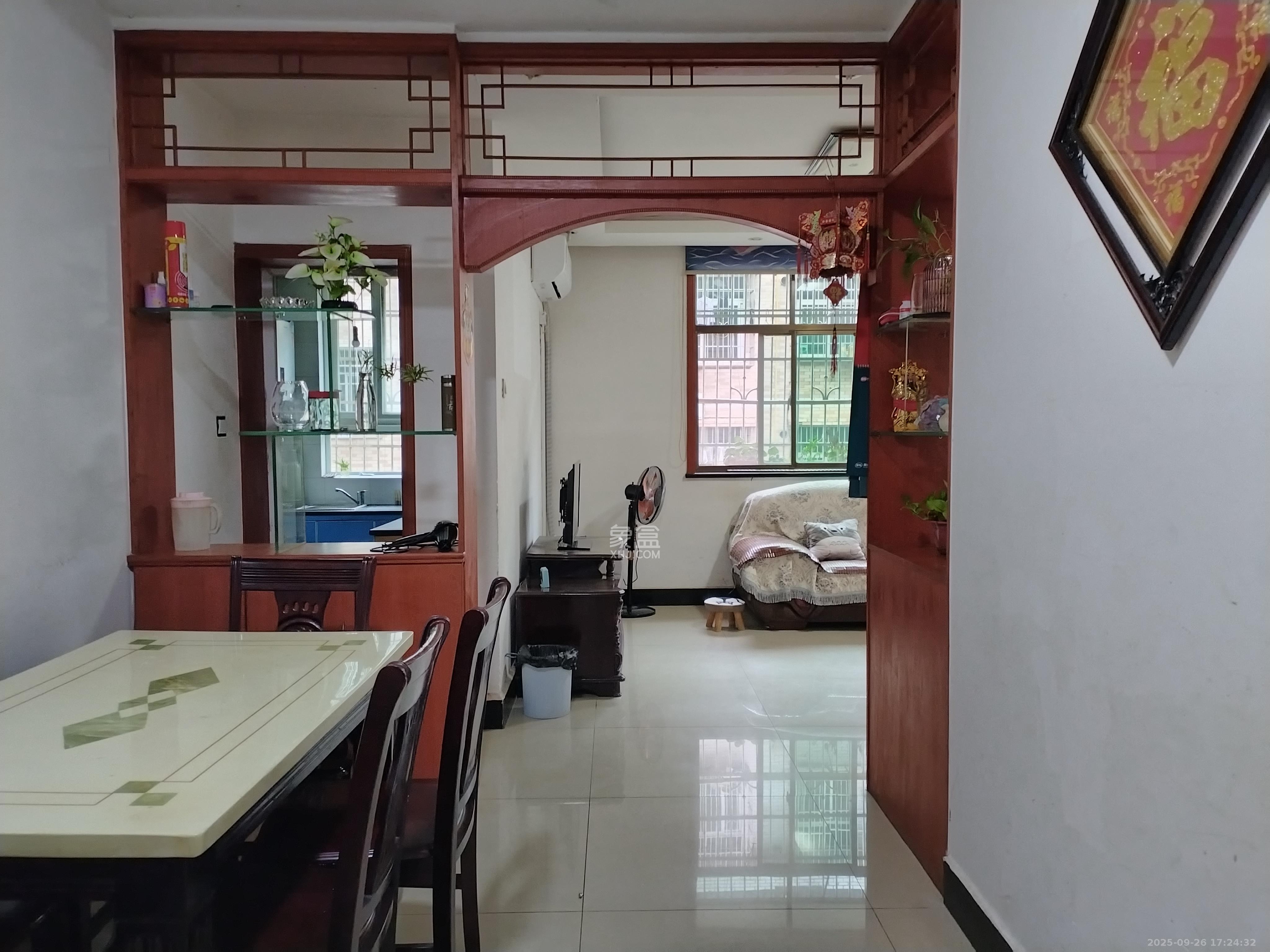 城东安置区(星城社区) 3室2厅1卫 1600.0元/月 城东安置区(星城社区) 3室2厅1卫 1600.0元/月室内图