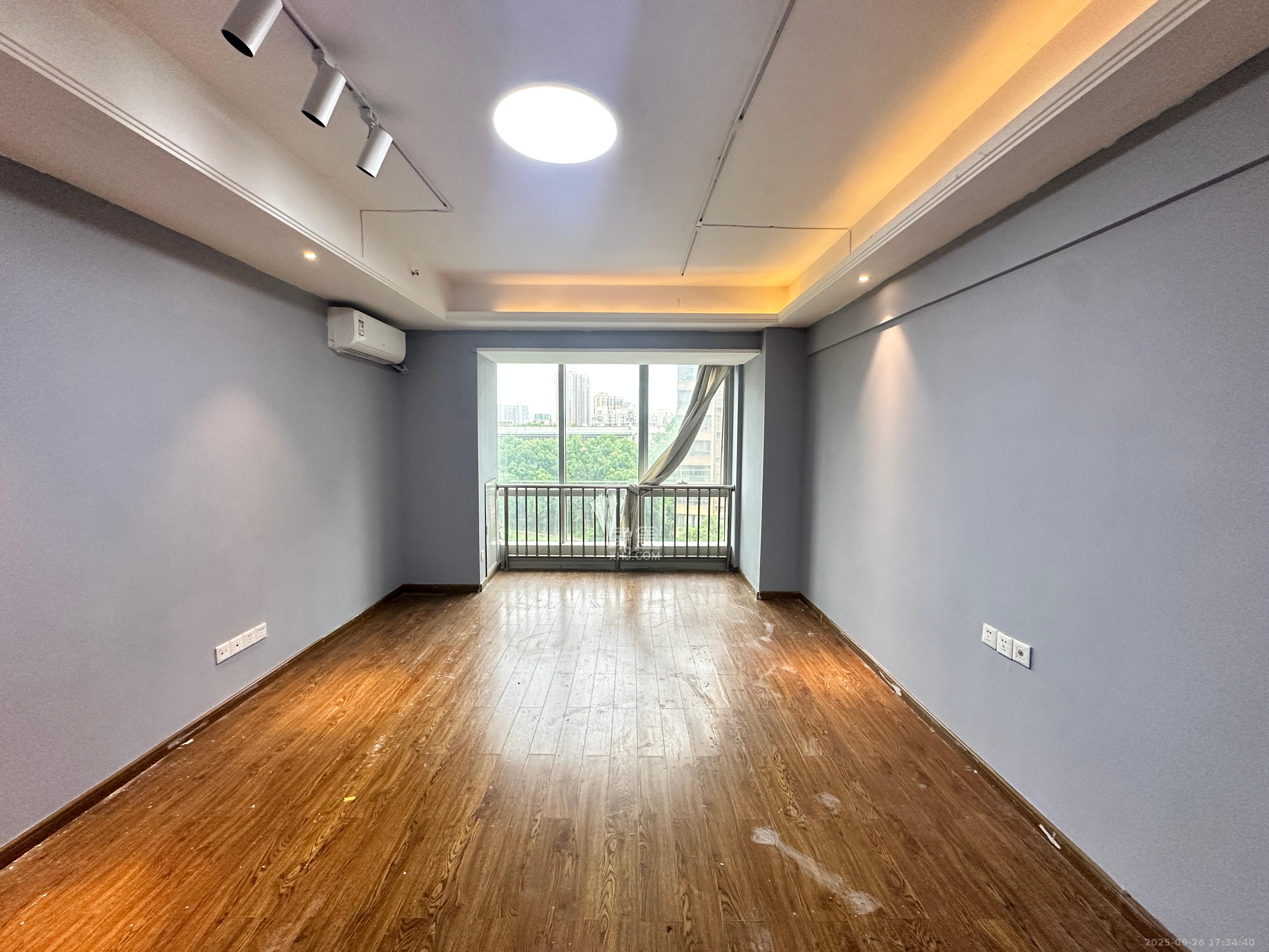 德思勤城市广场(宝格丽公寓) 1室1厅1卫 2000.0元/月 德思勤城市广场(宝格丽公寓) 1室1厅1卫 2000.0元/月室内图