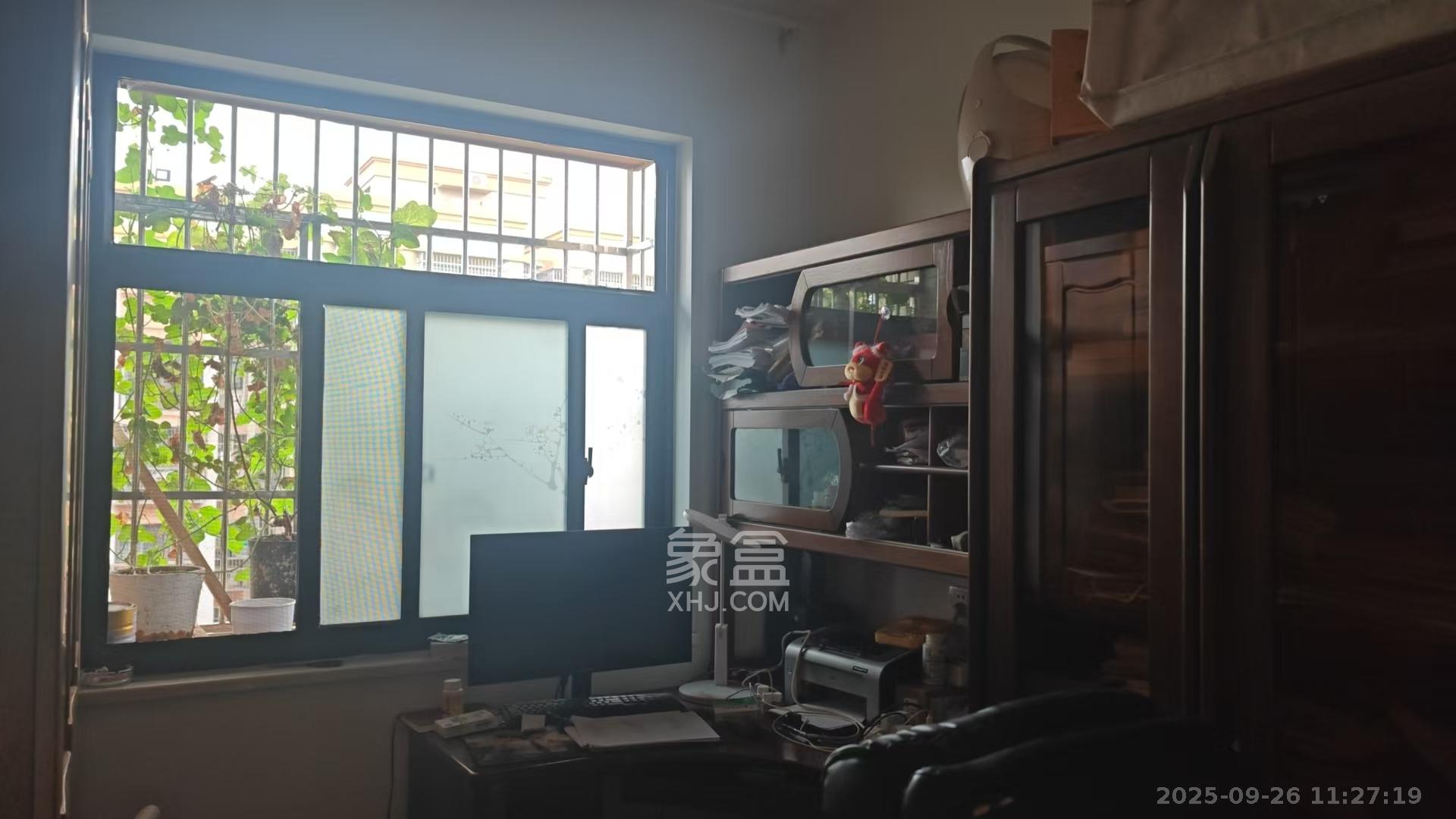 安泰嘉园（湘府邻伴）  3室2厅2卫    2600.0元/月室内图