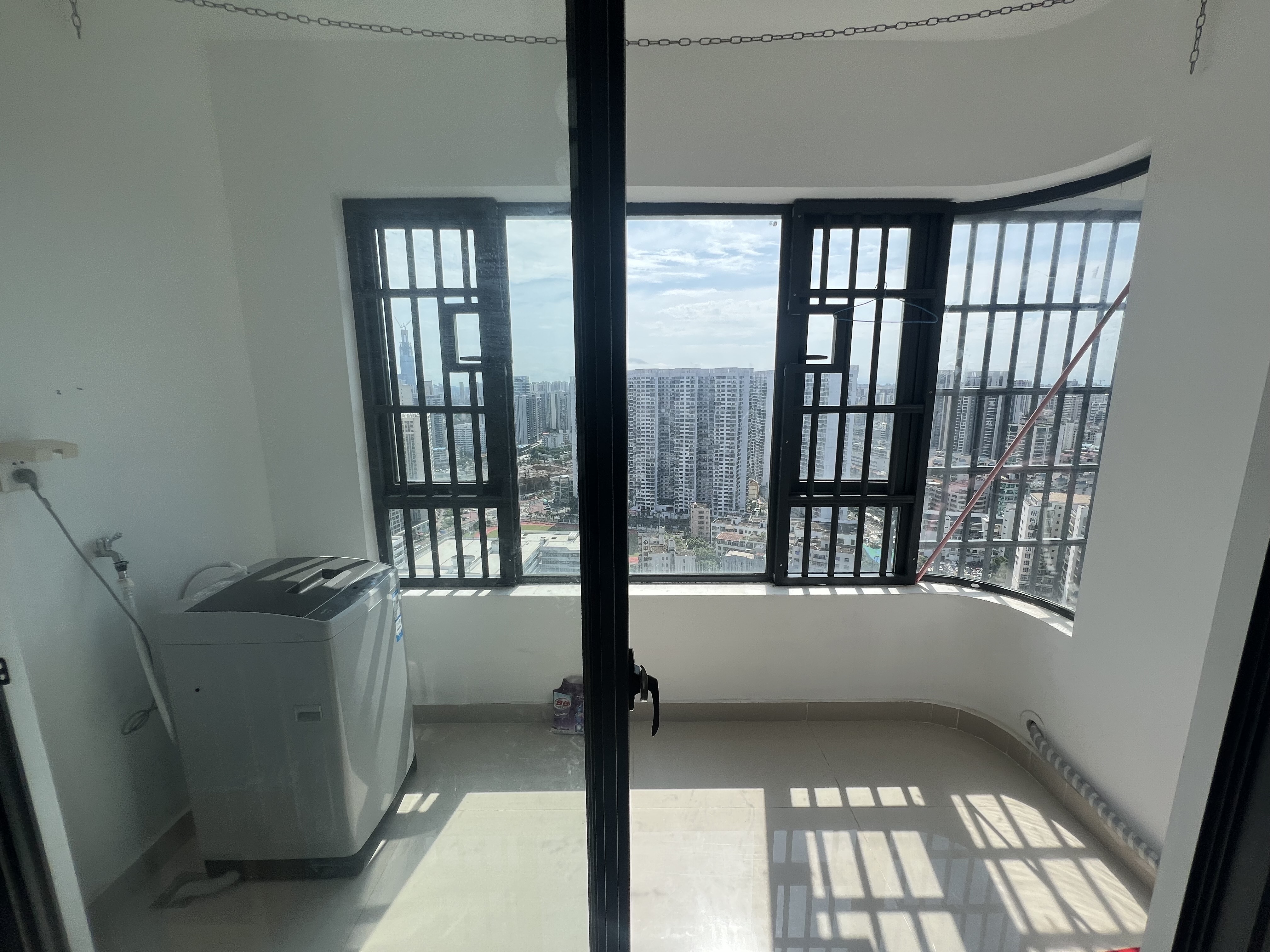 龙城新景 2室2厅1卫 2600.0元/月 龙城新景 2室2厅1卫 2600.0元/月室内图