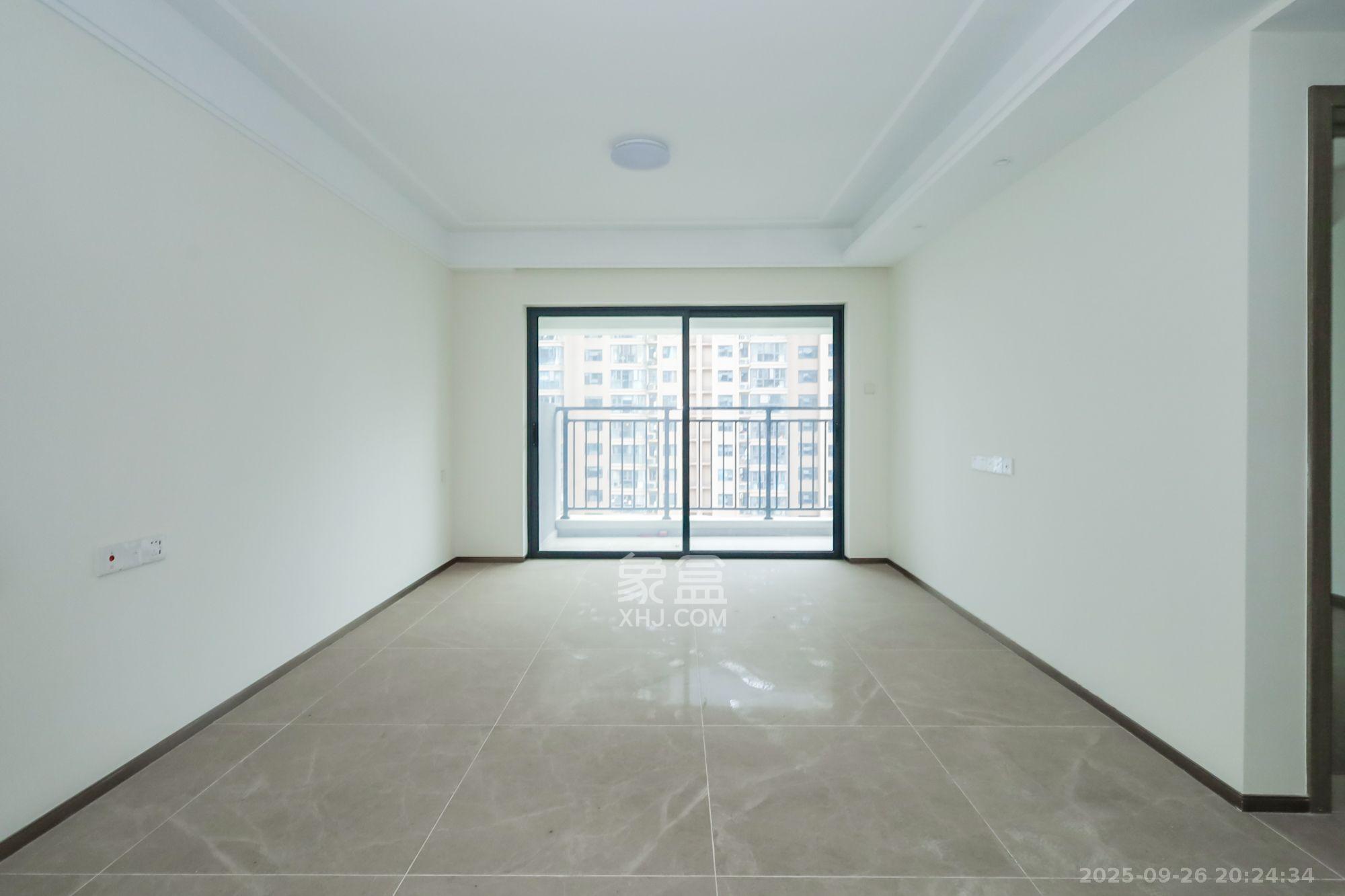 滨江府1913 4室2厅2卫 4000.0元/月 滨江府1913 4室2厅2卫 4000.0元/月室内图