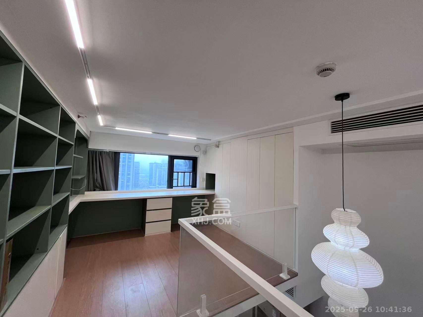 卓越中寰 1室1厅1卫 2400.0元/月 卓越中寰 1室1厅1卫 2400.0元/月室内图