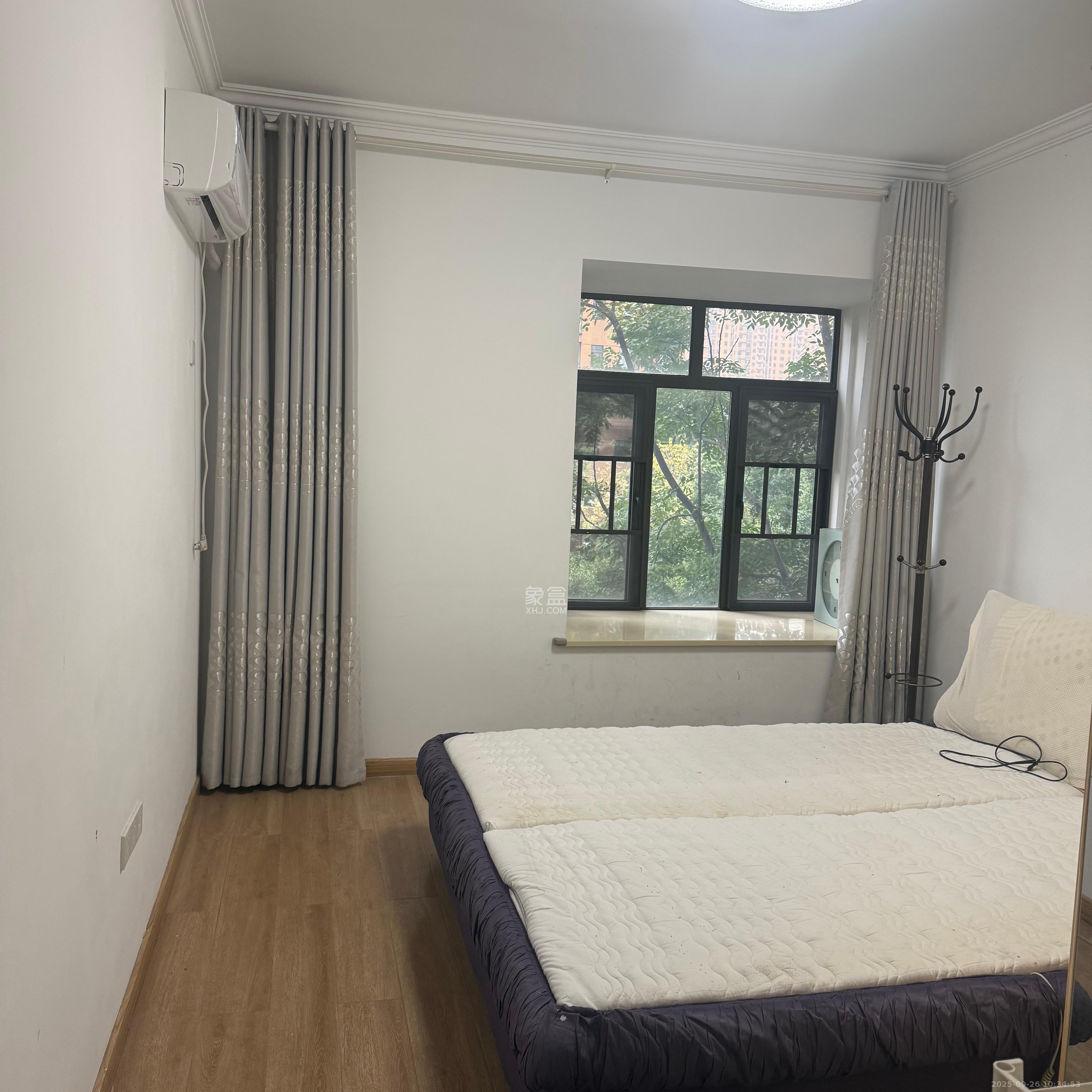 德润小区（丰升德润小区）  3室2厅2卫    2300.0元/月室内图