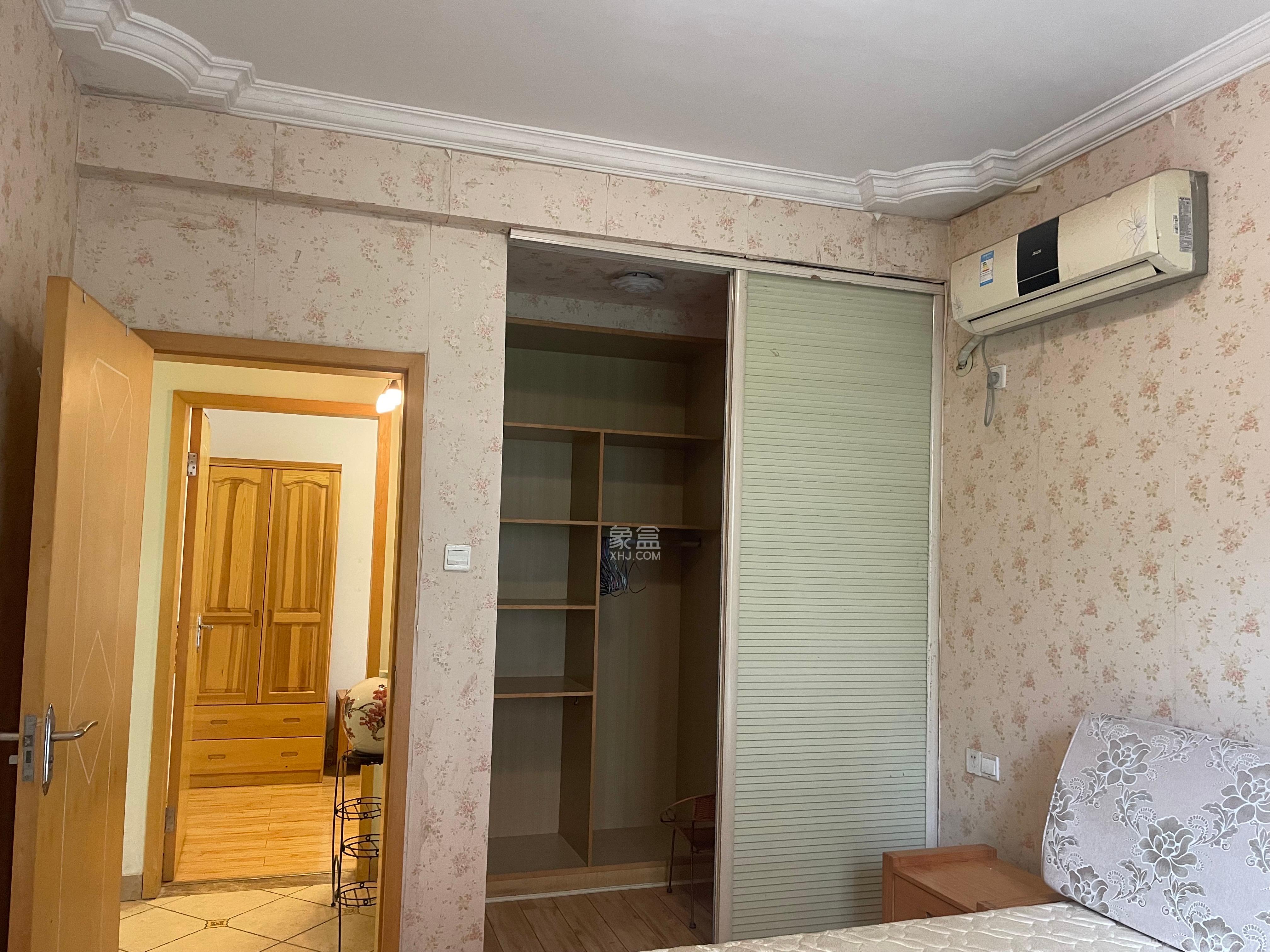 米兰春天 3室2厅1卫 1800.0元/月 米兰春天 3室2厅1卫 1800.0元/月室内图