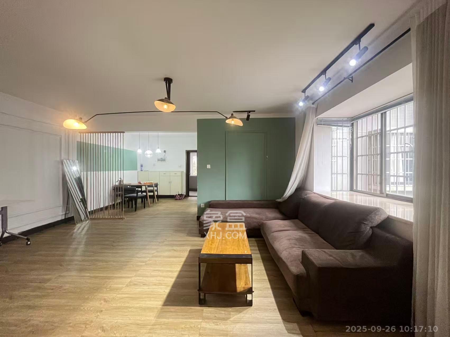 芙蓉蓉苑 2室2厅1卫 2600.0元/月 芙蓉蓉苑 2室2厅1卫 2600.0元/月室内图