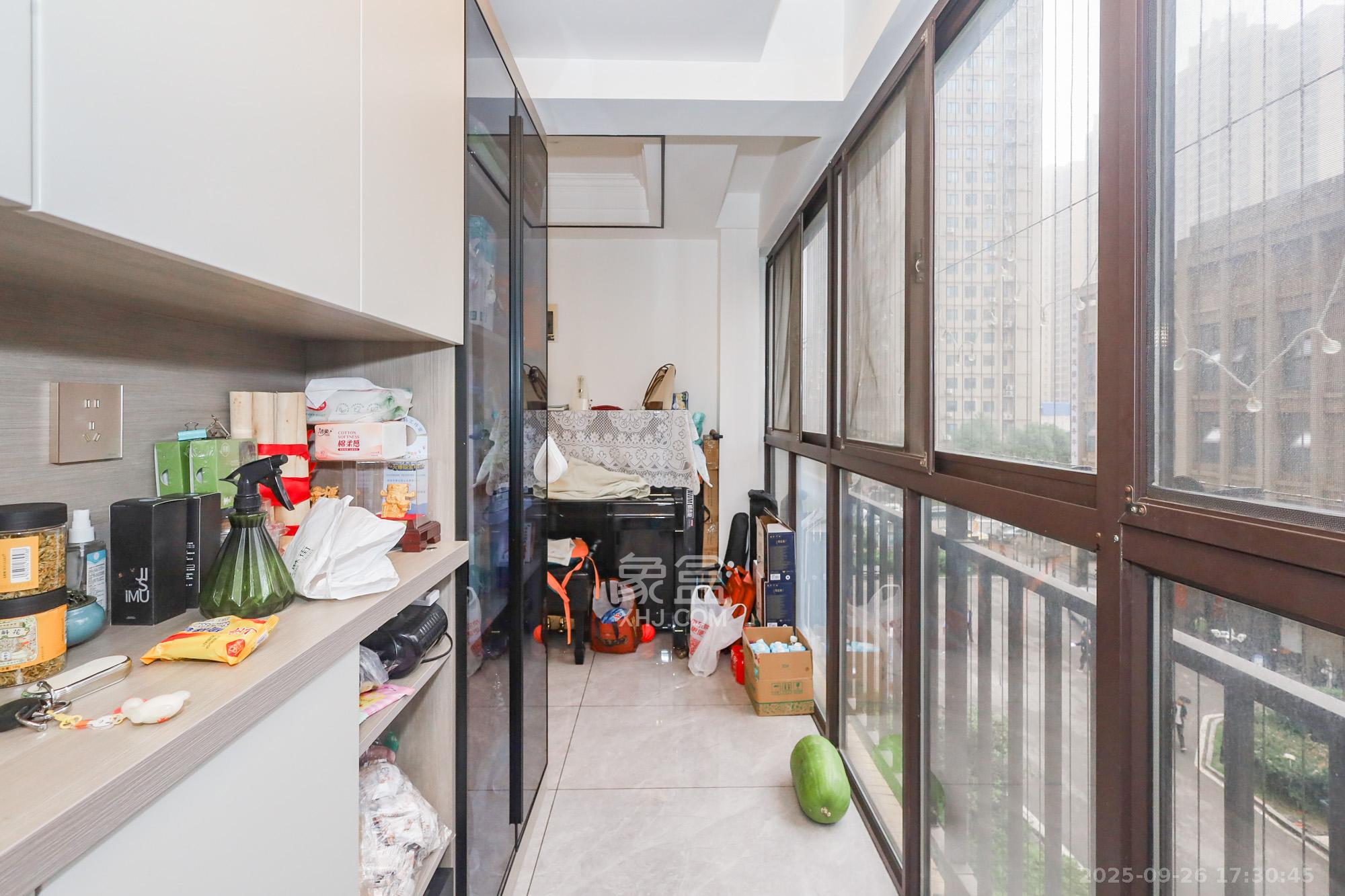 钰龙天下二期(钰龙佳园) 3室2厅2卫 260.0万 钰龙天下二期(钰龙佳园) 3室2厅2卫 260.0万阳台