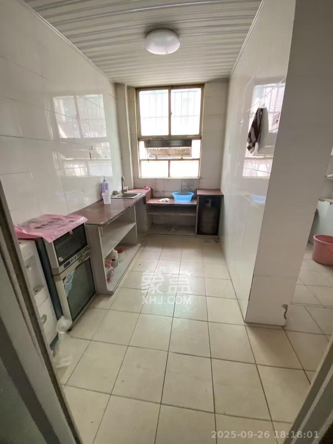 星沙六区 3室2厅2卫 1400.0元/月 星沙六区 3室2厅2卫 1400.0元/月室内图