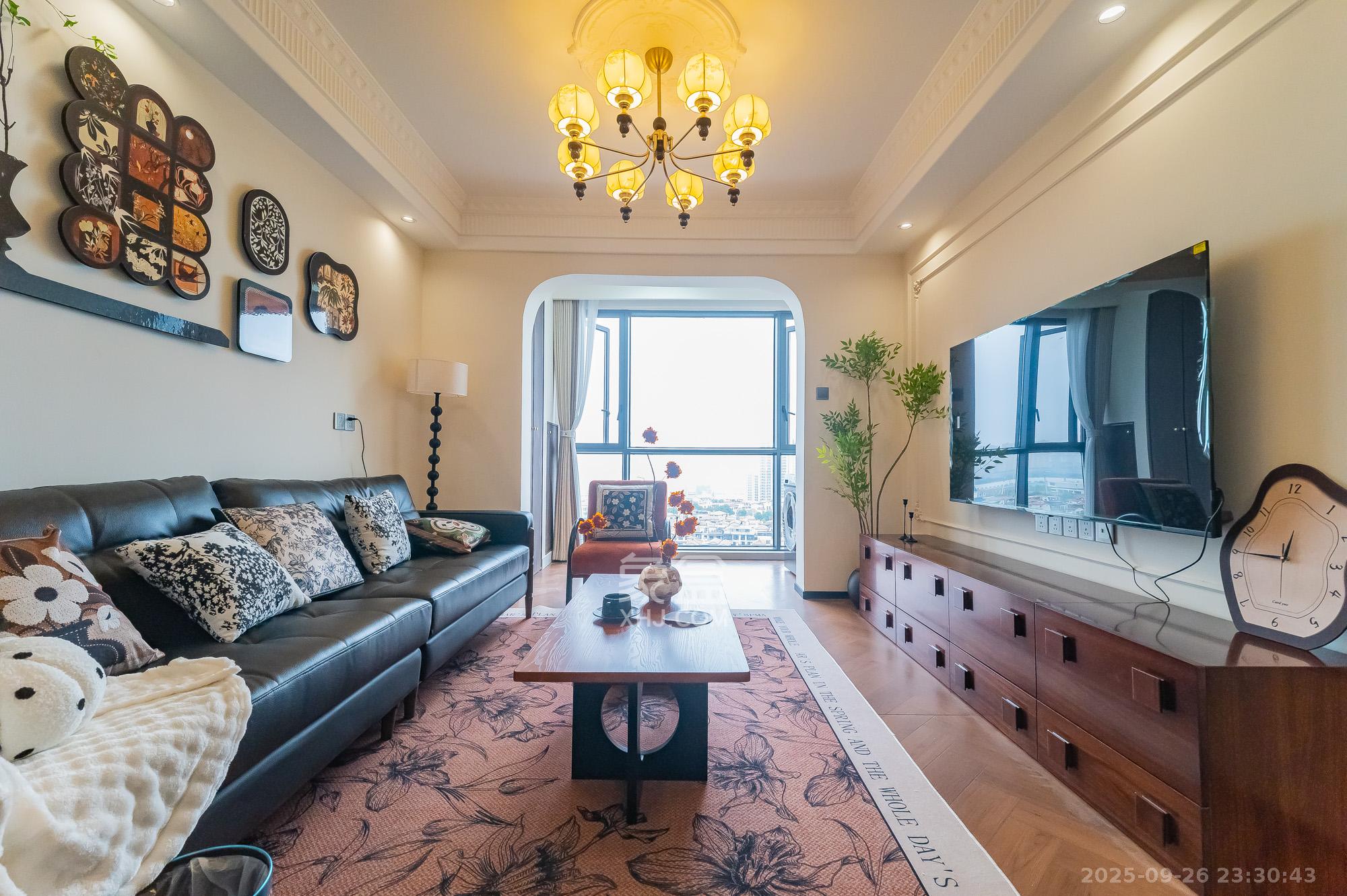 华润置地广场二期  3室2厅2卫    85.8万 华润置地广场二期  3室2厅2卫    85.8万