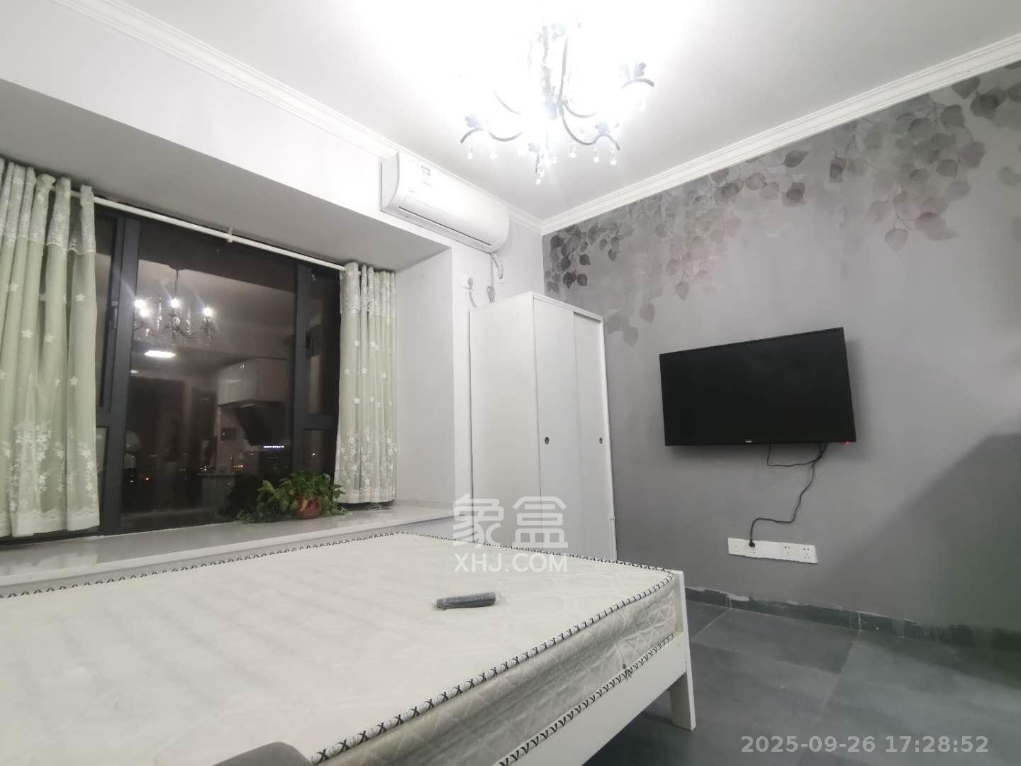 好莱城(弘德西街)  1室1厅1卫    1000.0元/月 好莱城(弘德西街)  1室1厅1卫    1000.0元/月室内图