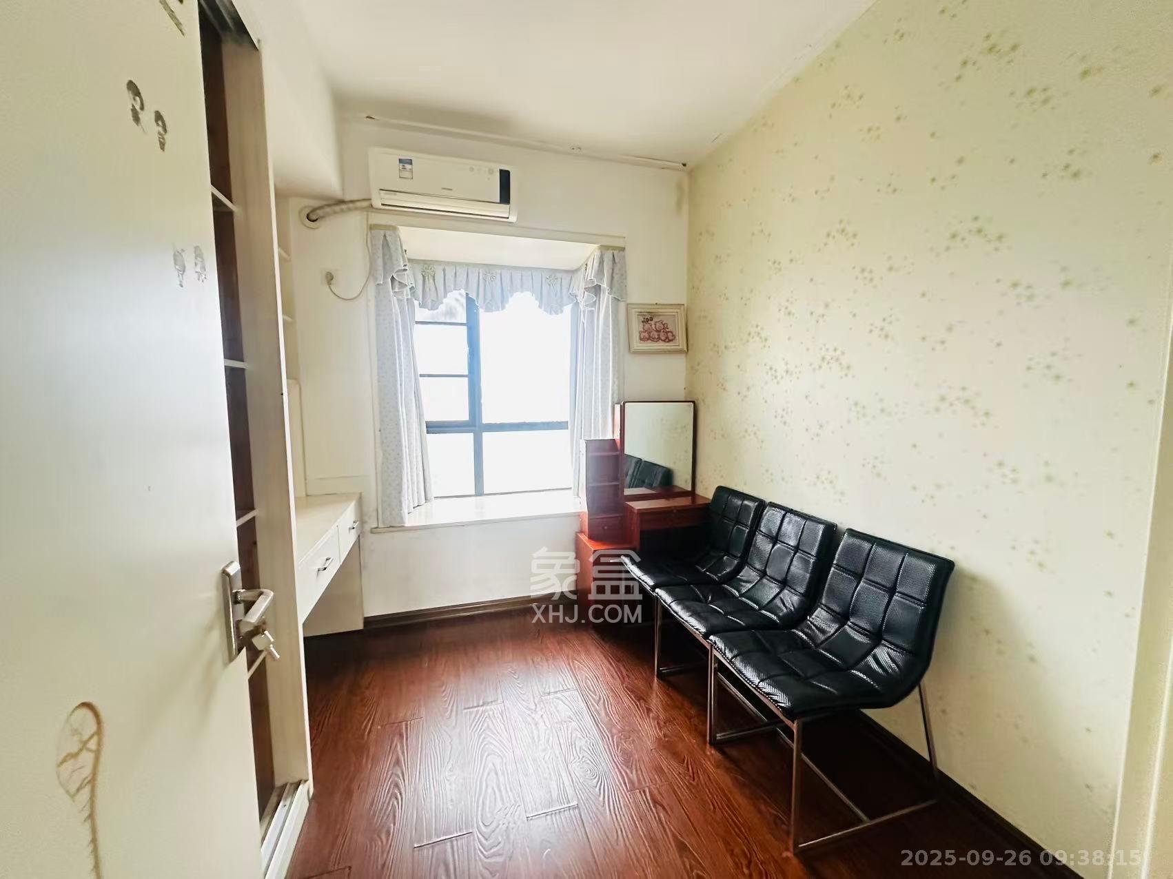 兴威帕克水岸  3室1厅1卫    2500.0元/月室内图