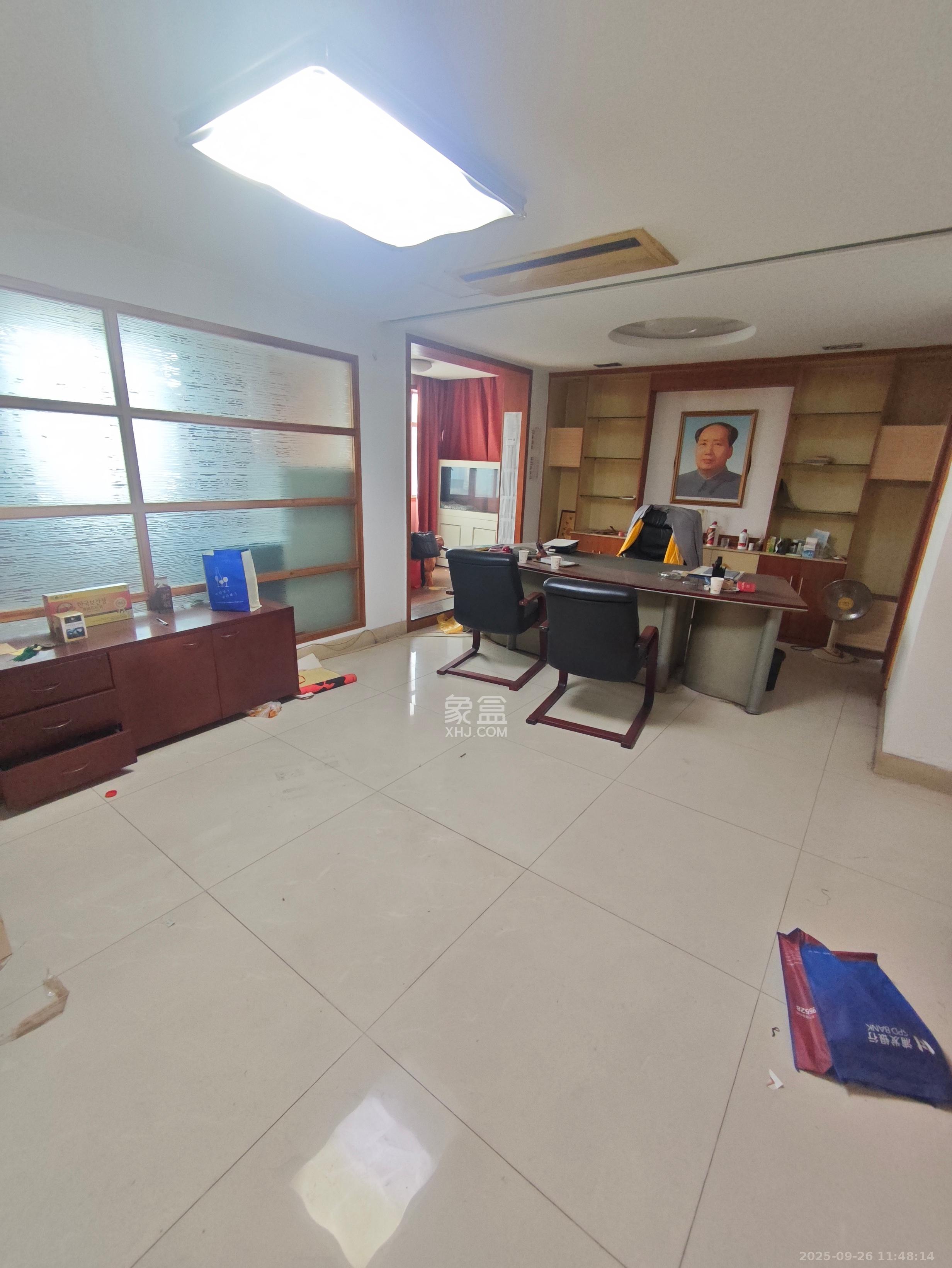 联合商厦 1室1厅1卫 10000.0元/月 联合商厦 1室1厅1卫 10000.0元/月室内图