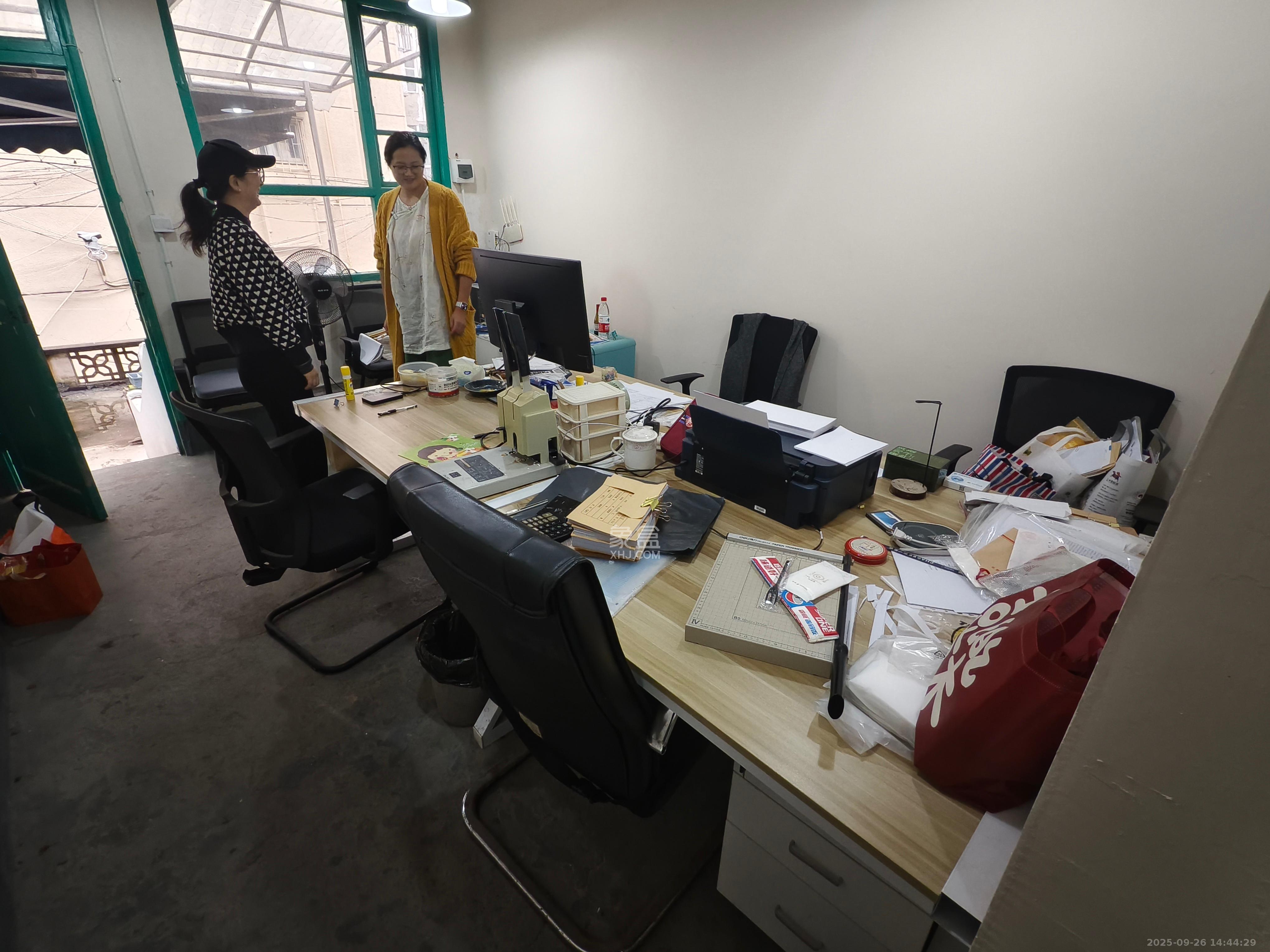 佘家塘、富雅里散盘  1室0厅0卫   2800.00元/月室内图