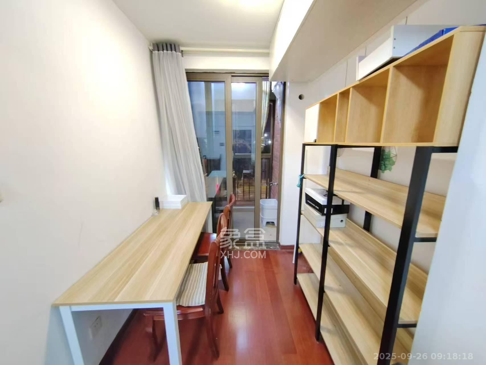 绿地公馆(绿地名邸) 1室1厅1卫 1600.0元/月 绿地公馆(绿地名邸) 1室1厅1卫 1600.0元/月室内图